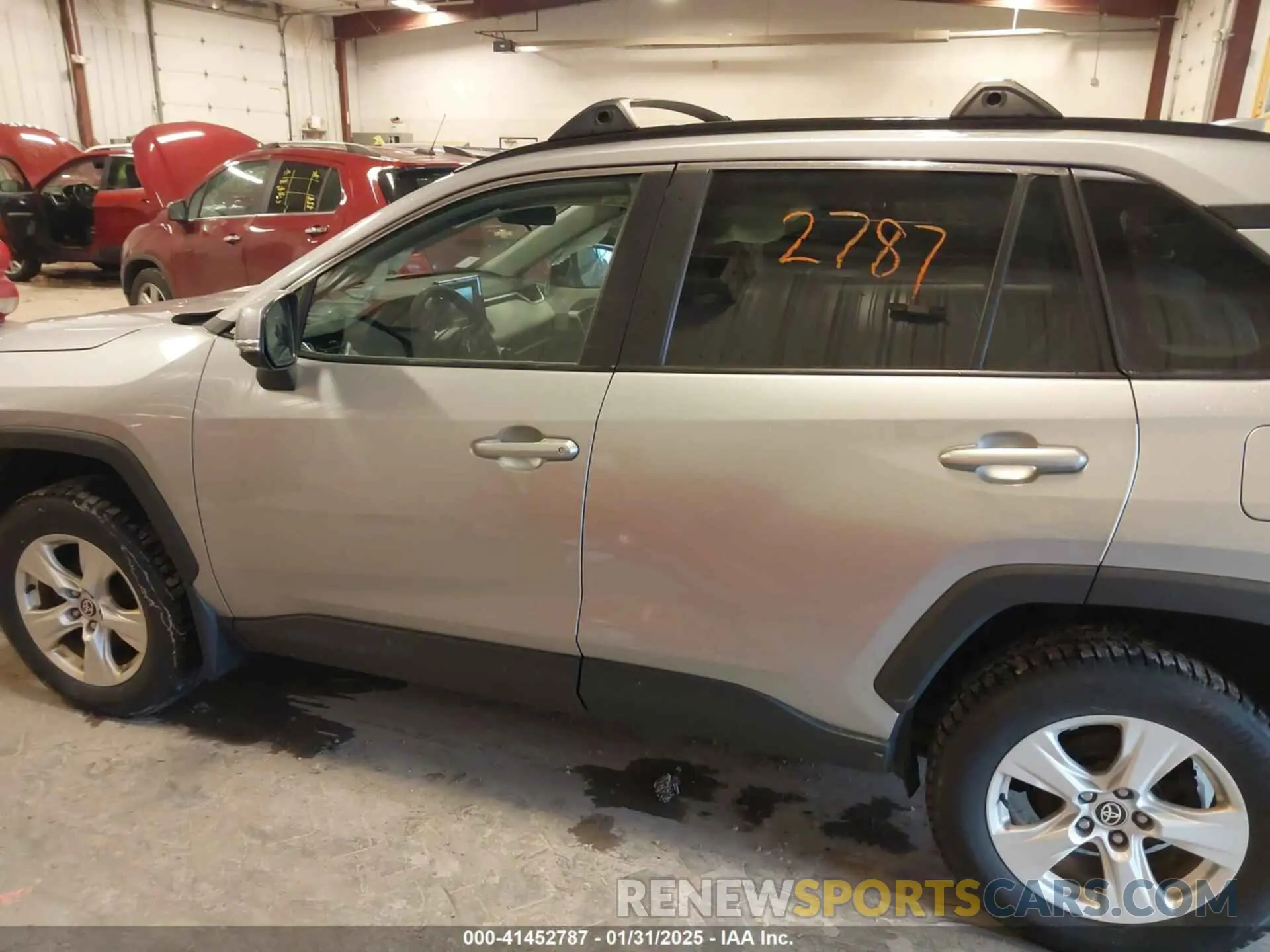 14 Фотография поврежденного автомобиля 2T3P1RFV4MC177270 TOYOTA RAV4 2021