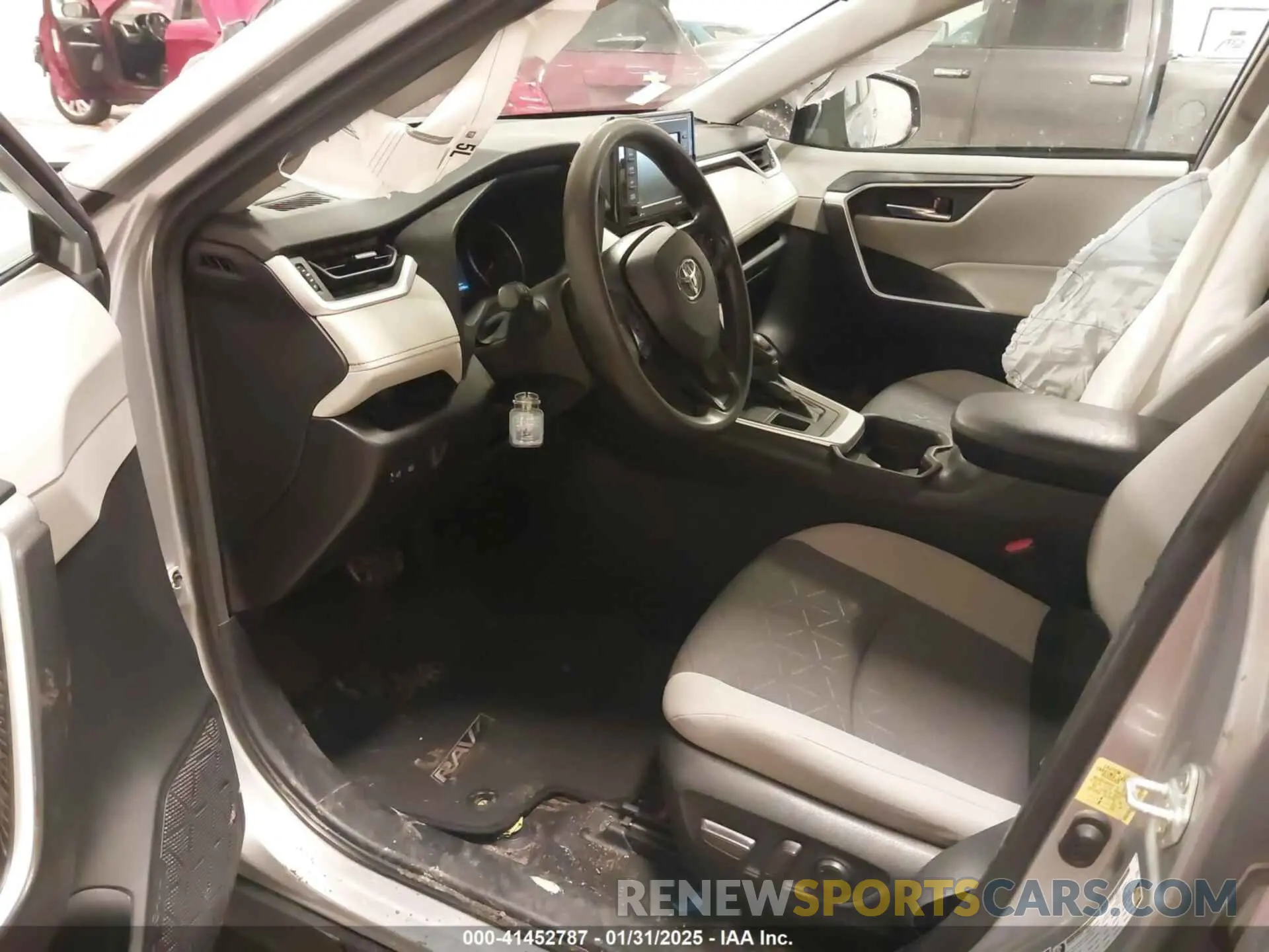 5 Фотография поврежденного автомобиля 2T3P1RFV4MC177270 TOYOTA RAV4 2021