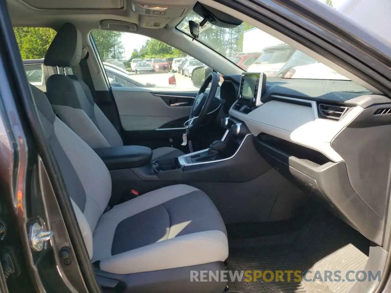 5 Фотография поврежденного автомобиля 2T3P1RFV4MC231120 TOYOTA RAV4 2021