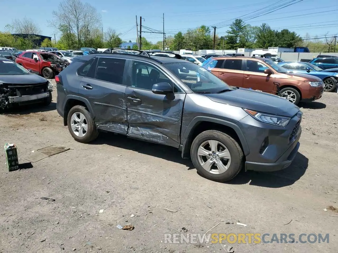 4 Photograph of a damaged car 2T3P1RFV4MC231392 TOYOTA RAV4 2021