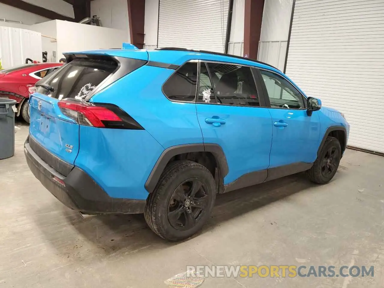 3 Фотография поврежденного автомобиля 2T3P1RFV4MW151444 TOYOTA RAV4 2021