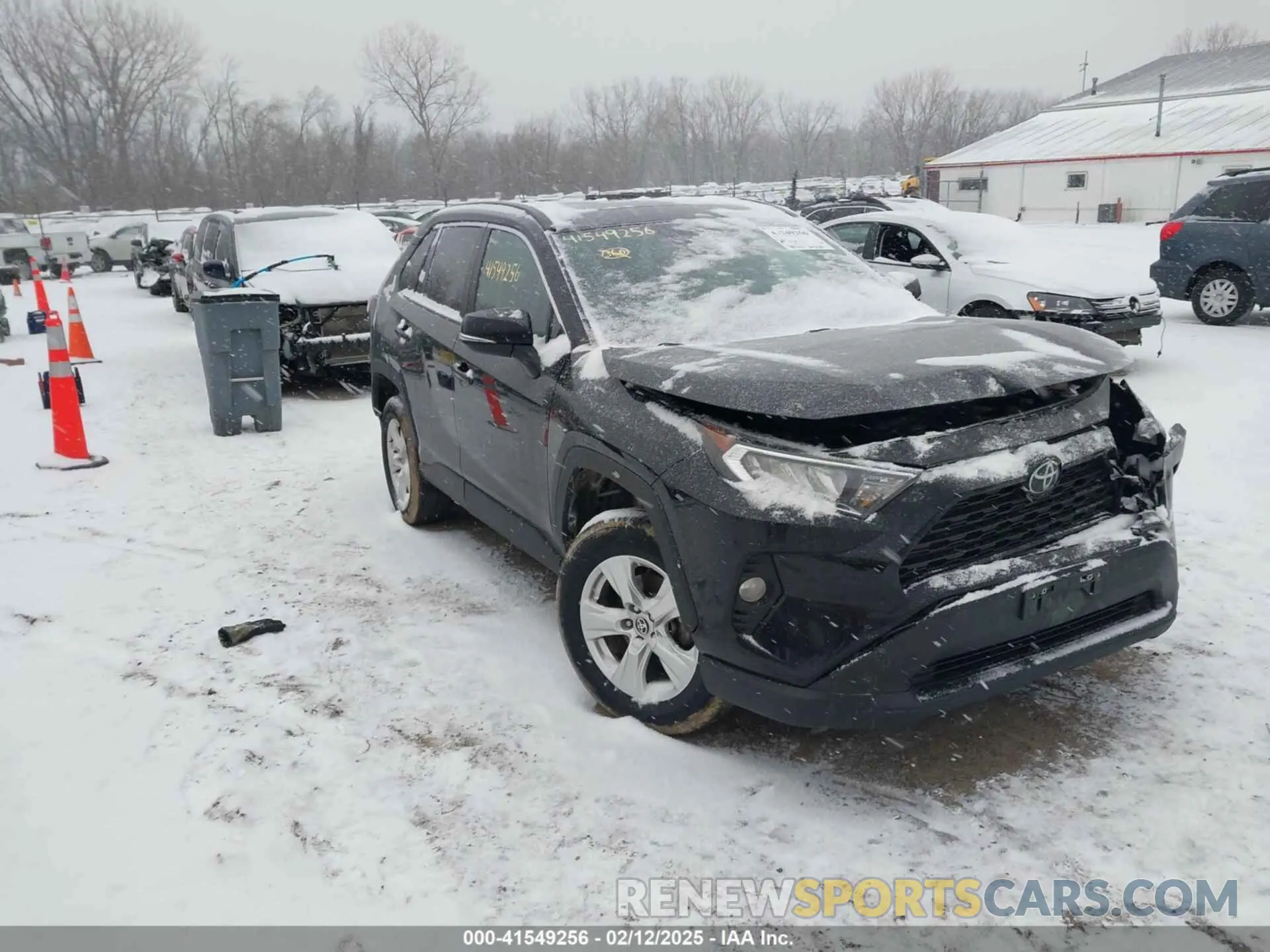 1 Фотография поврежденного автомобиля 2T3P1RFV5MC180498 TOYOTA RAV4 2021