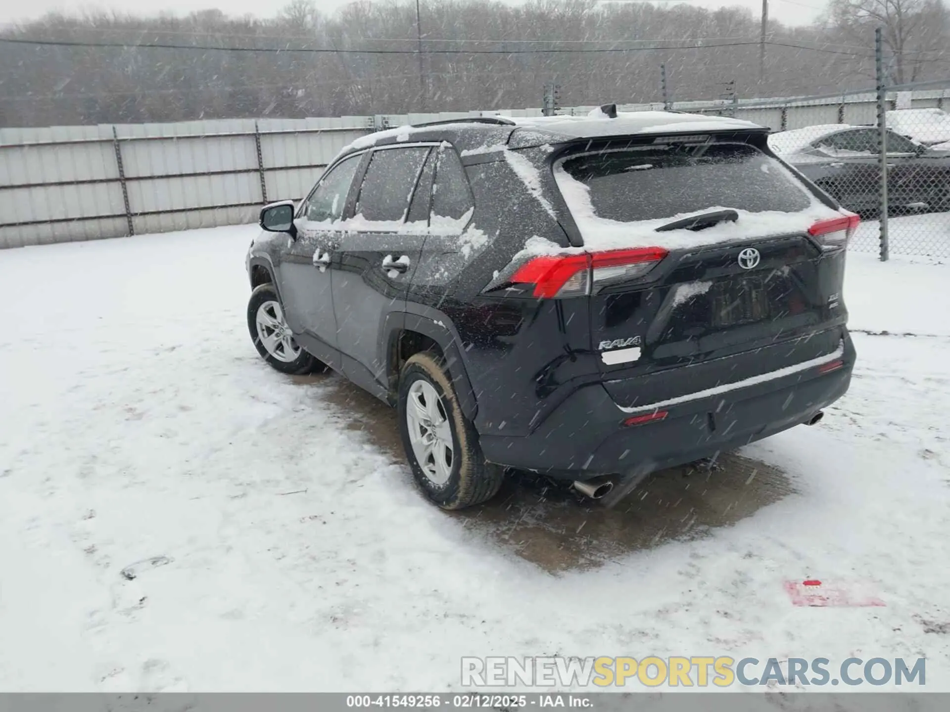 3 Фотография поврежденного автомобиля 2T3P1RFV5MC180498 TOYOTA RAV4 2021