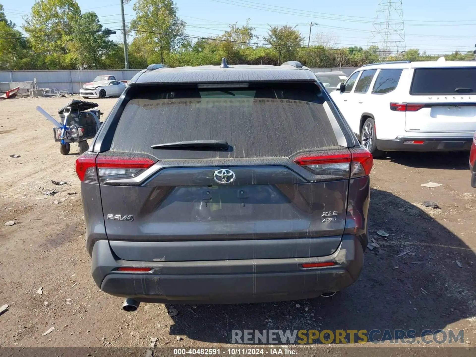 16 Photograph of a damaged car 2T3P1RFV5MW141571 TOYOTA RAV4 2021