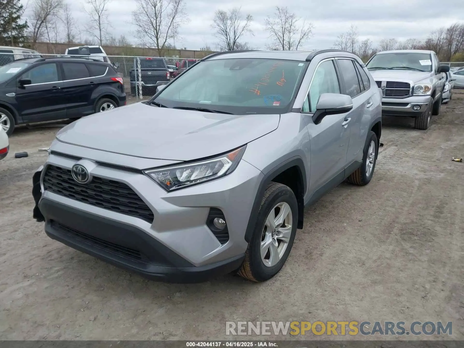 2 Фотография поврежденного автомобиля 2T3P1RFV5MW143532 TOYOTA RAV4 2021