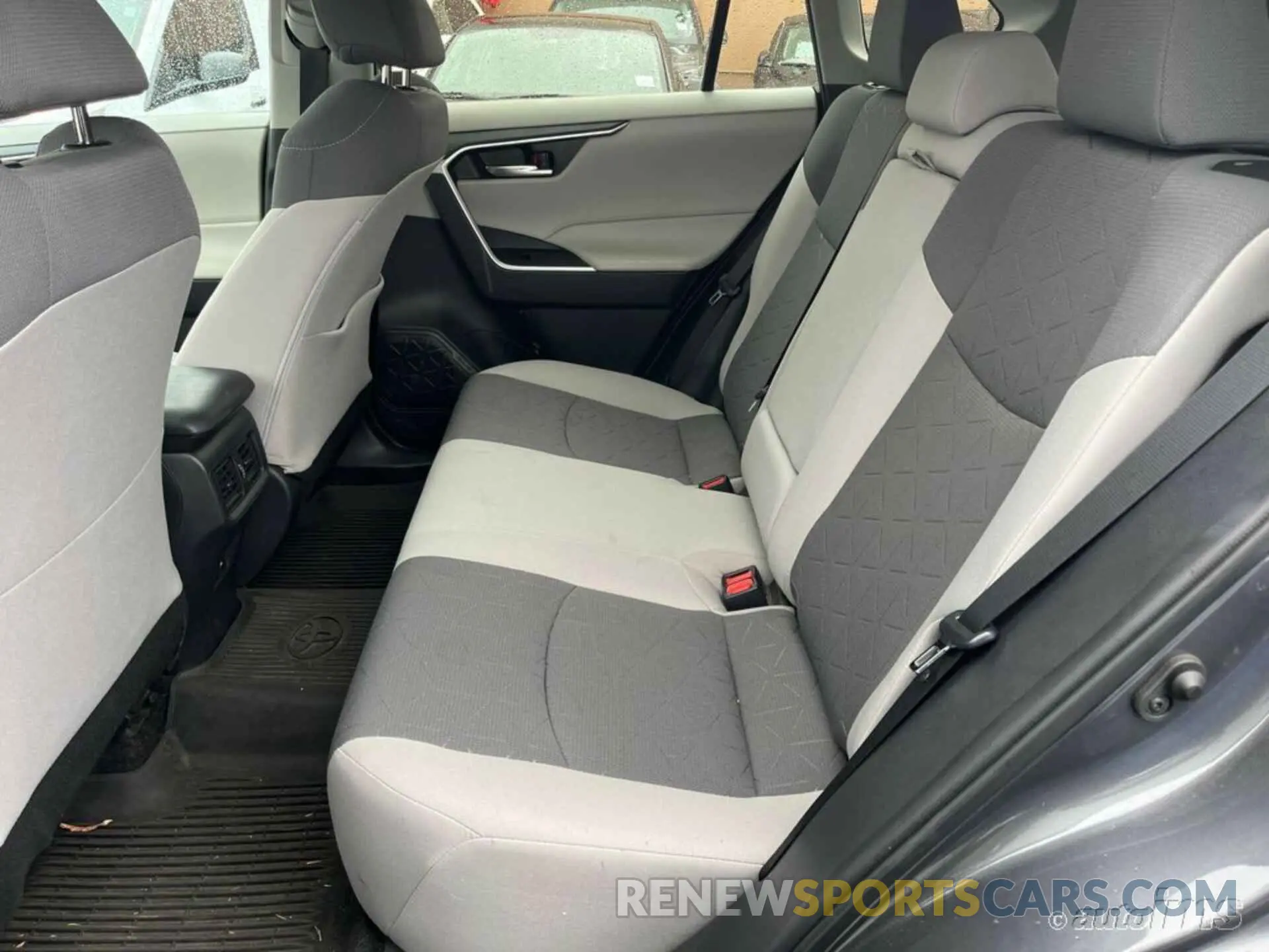 10 Фотография поврежденного автомобиля 2T3P1RFV5MW187109 TOYOTA RAV4 2021
