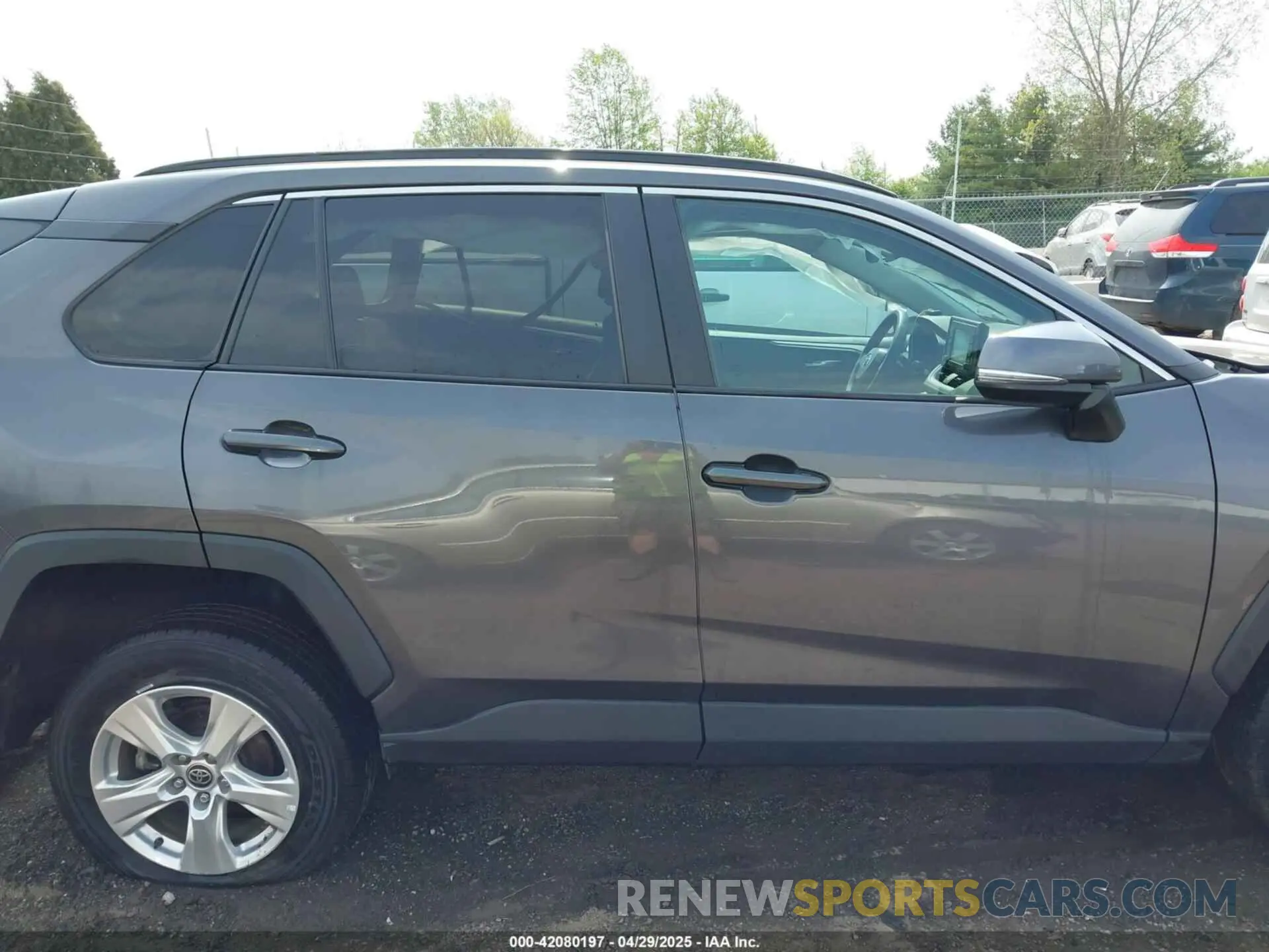 14 Фотография поврежденного автомобиля 2T3P1RFV5MW206807 TOYOTA RAV4 2021