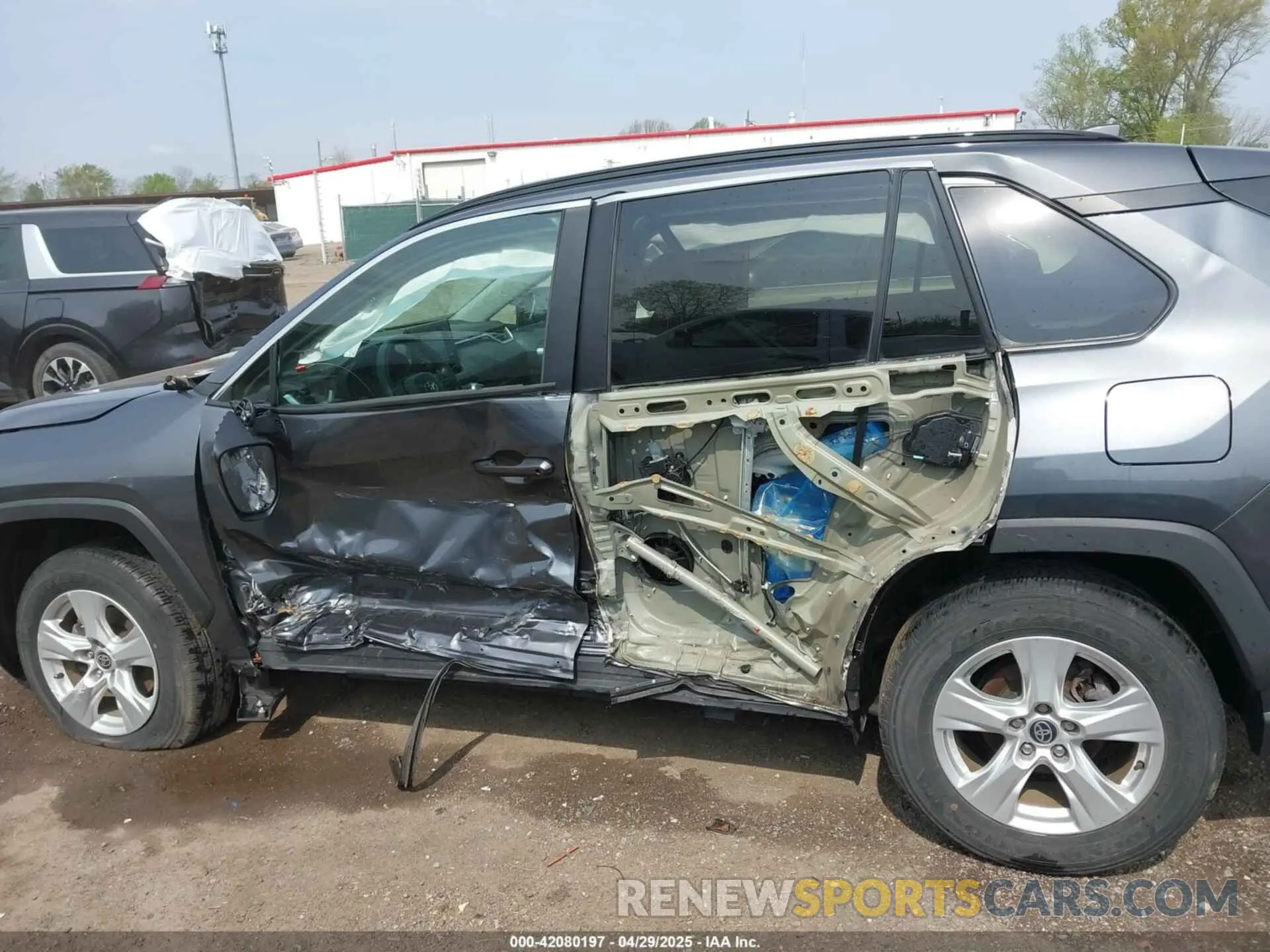 15 Фотография поврежденного автомобиля 2T3P1RFV5MW206807 TOYOTA RAV4 2021