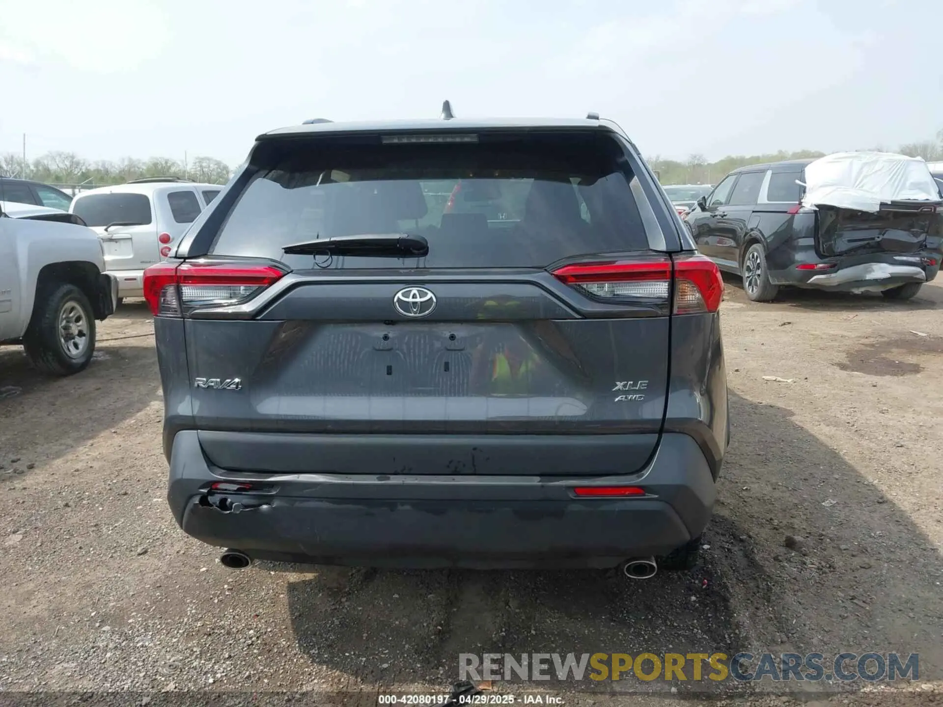 17 Фотография поврежденного автомобиля 2T3P1RFV5MW206807 TOYOTA RAV4 2021