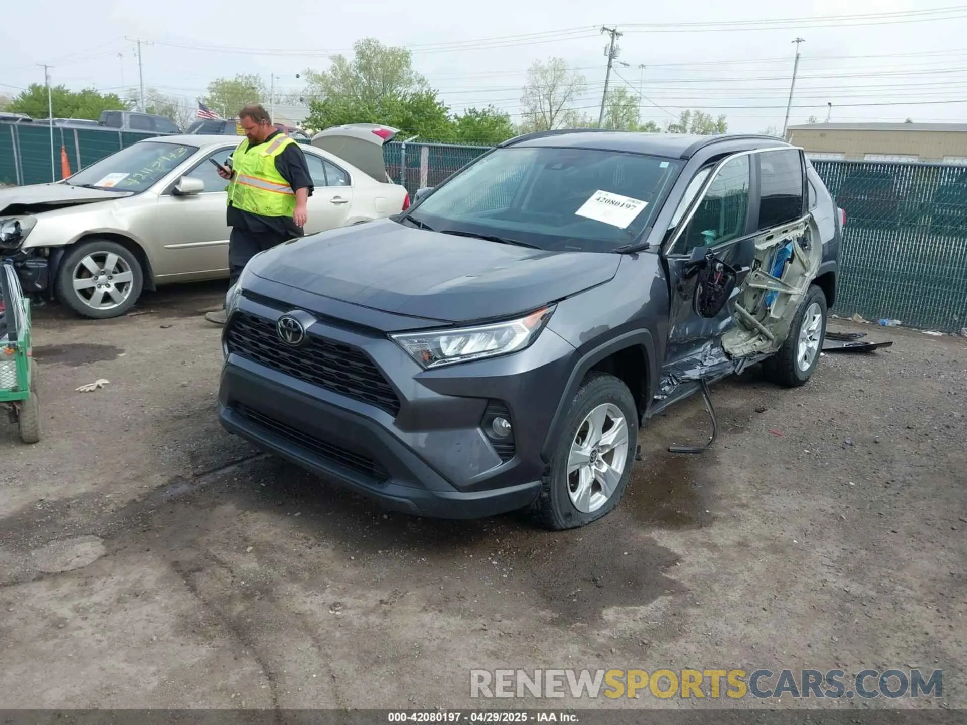 2 Фотография поврежденного автомобиля 2T3P1RFV5MW206807 TOYOTA RAV4 2021