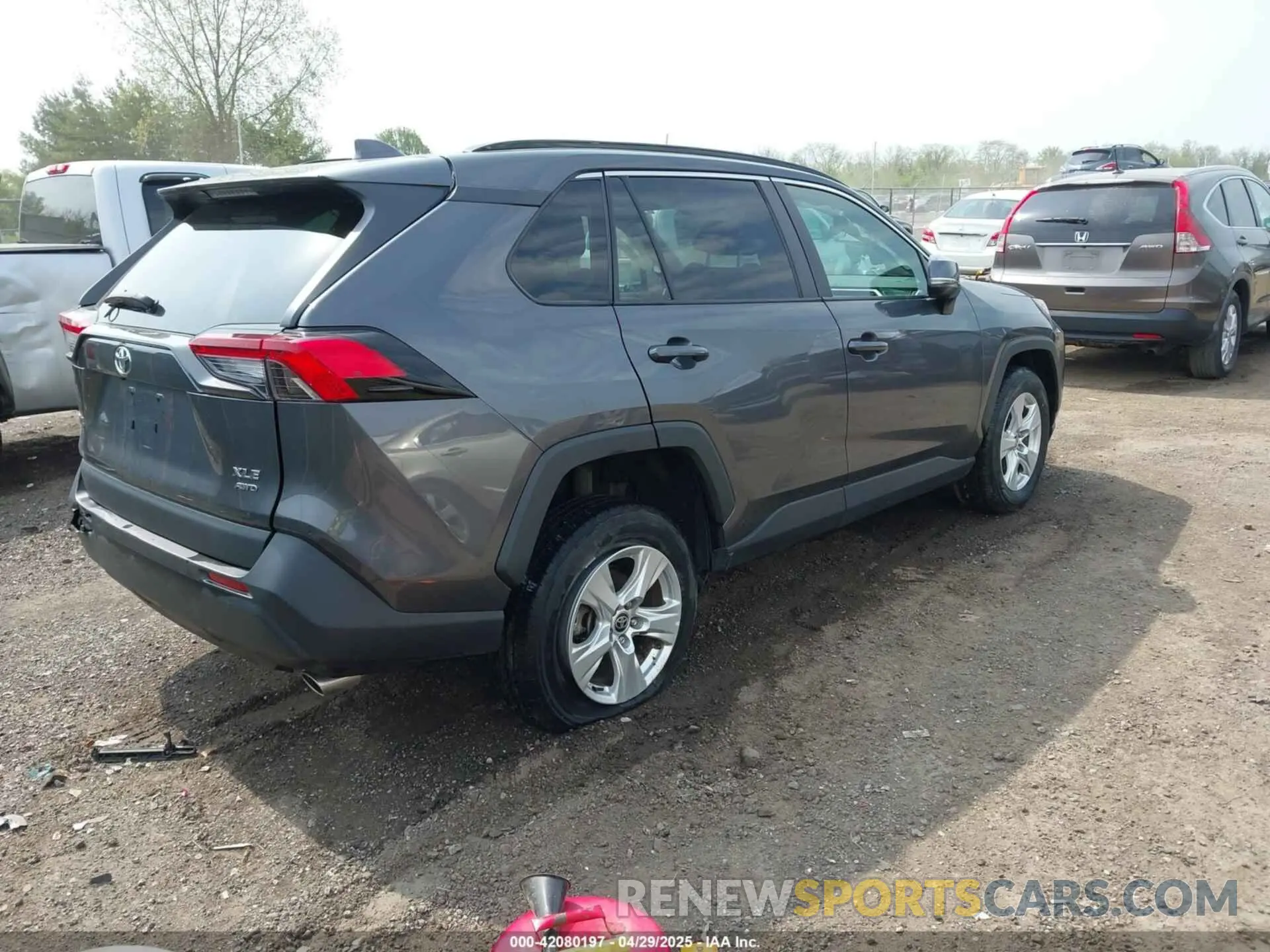 4 Фотография поврежденного автомобиля 2T3P1RFV5MW206807 TOYOTA RAV4 2021