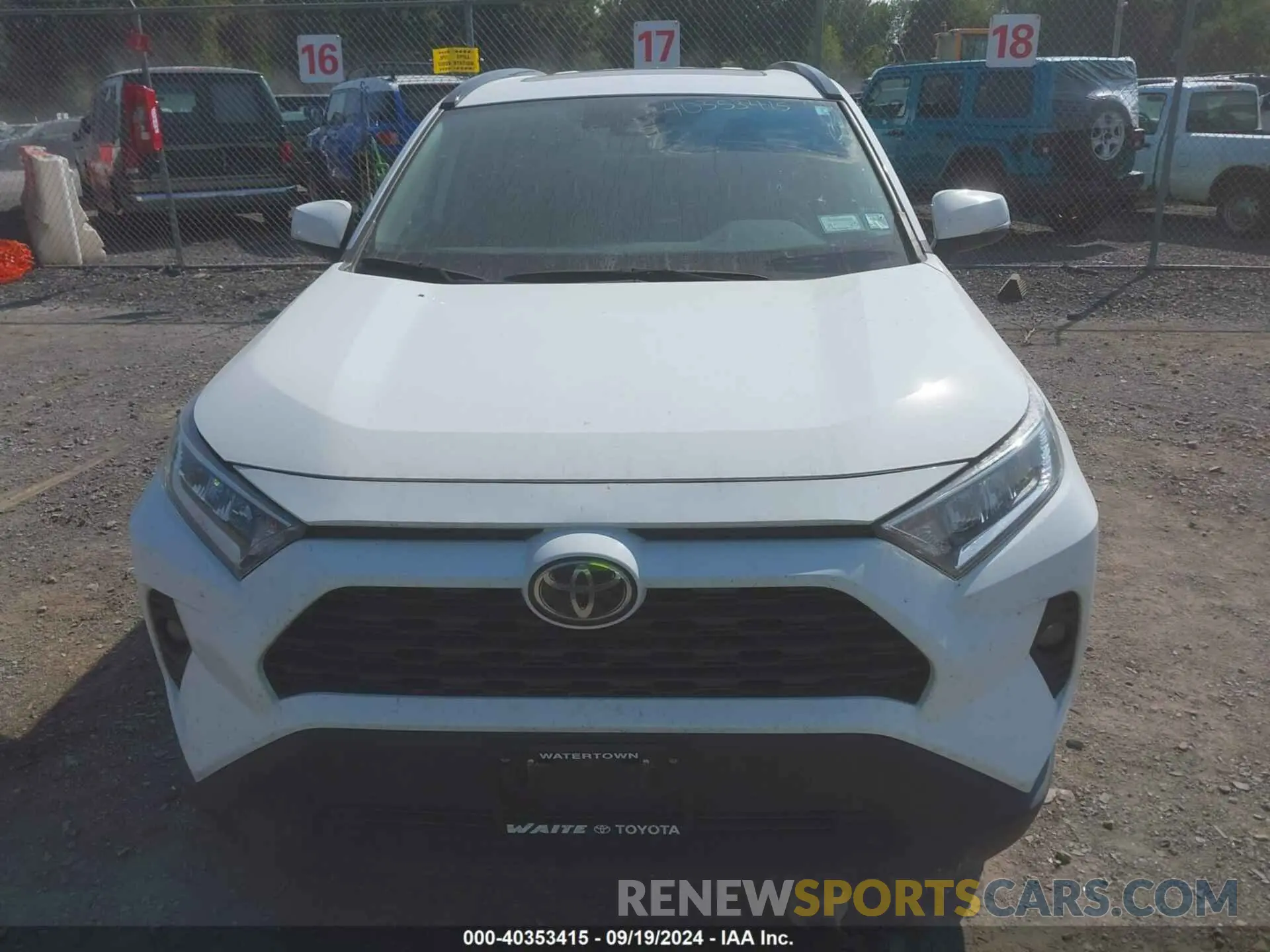 13 Photograph of a damaged car 2T3P1RFV5MW224949 TOYOTA RAV4 2021