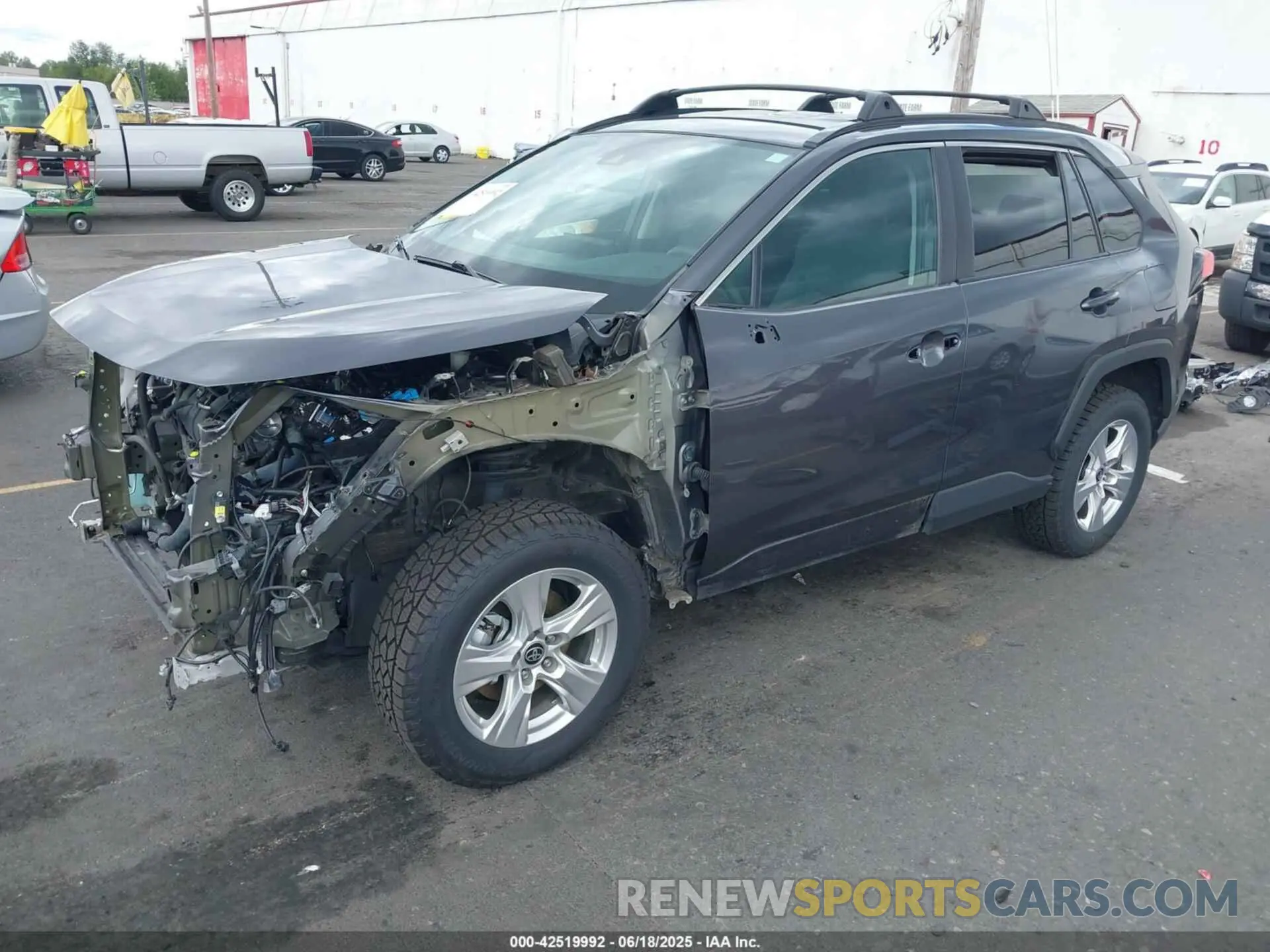 2 Фотография поврежденного автомобиля 2T3P1RFV5MW230332 TOYOTA RAV4 2021