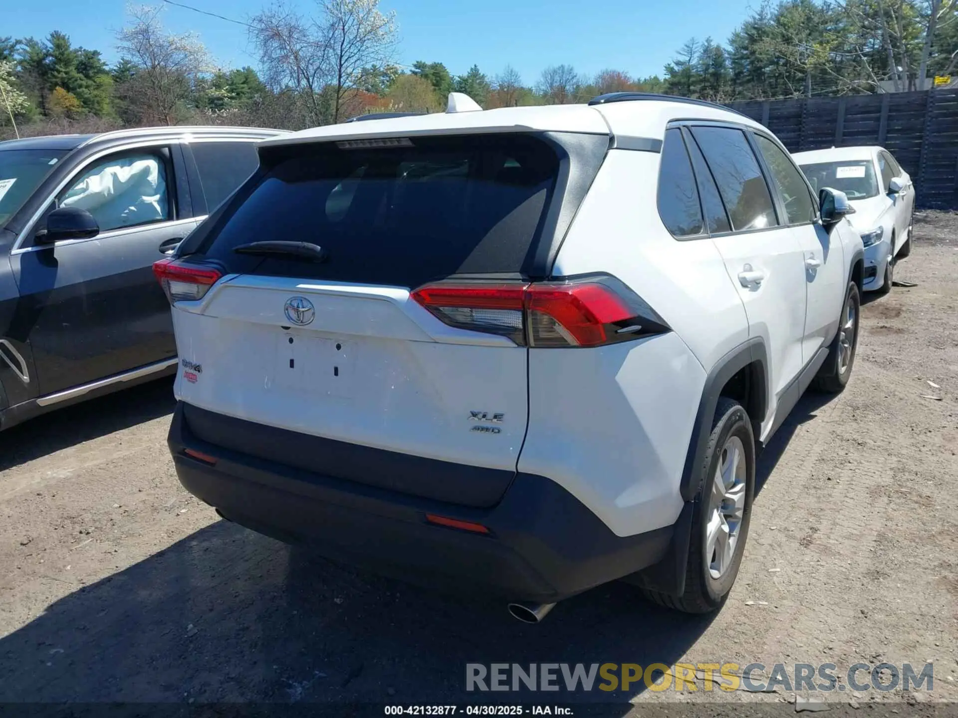 4 Фотография поврежденного автомобиля 2T3P1RFV6MC149762 TOYOTA RAV4 2021