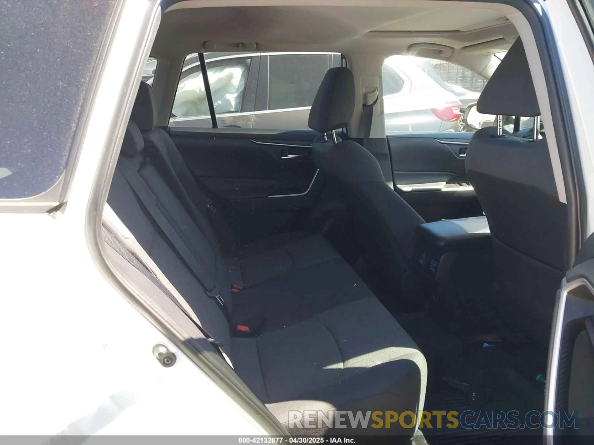 8 Фотография поврежденного автомобиля 2T3P1RFV6MC149762 TOYOTA RAV4 2021