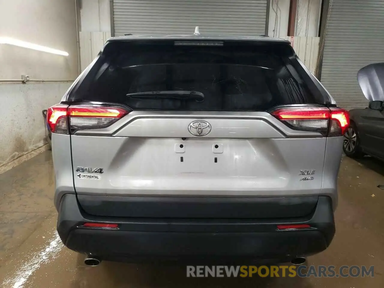 6 Фотография поврежденного автомобиля 2T3P1RFV6MC215890 TOYOTA RAV4 2021