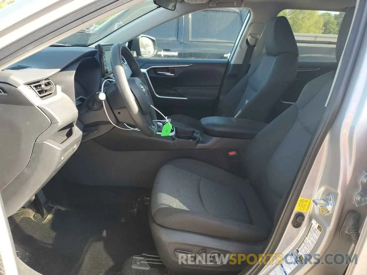 7 Фотография поврежденного автомобиля 2T3P1RFV6MC252826 TOYOTA RAV4 2021