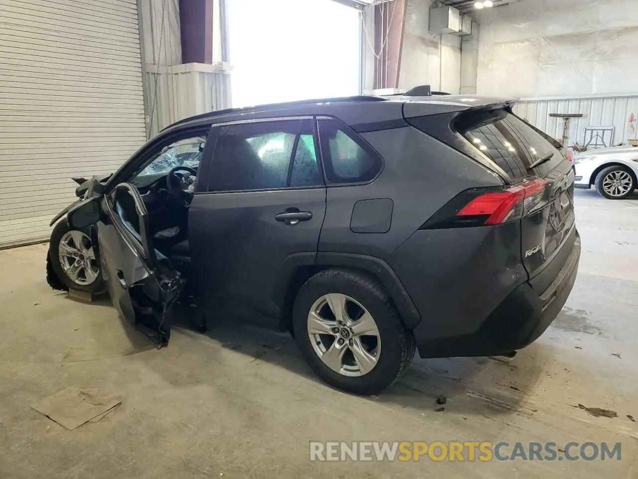 2 Photograph of a damaged car 2T3P1RFV6MW152854 TOYOTA RAV4 2021