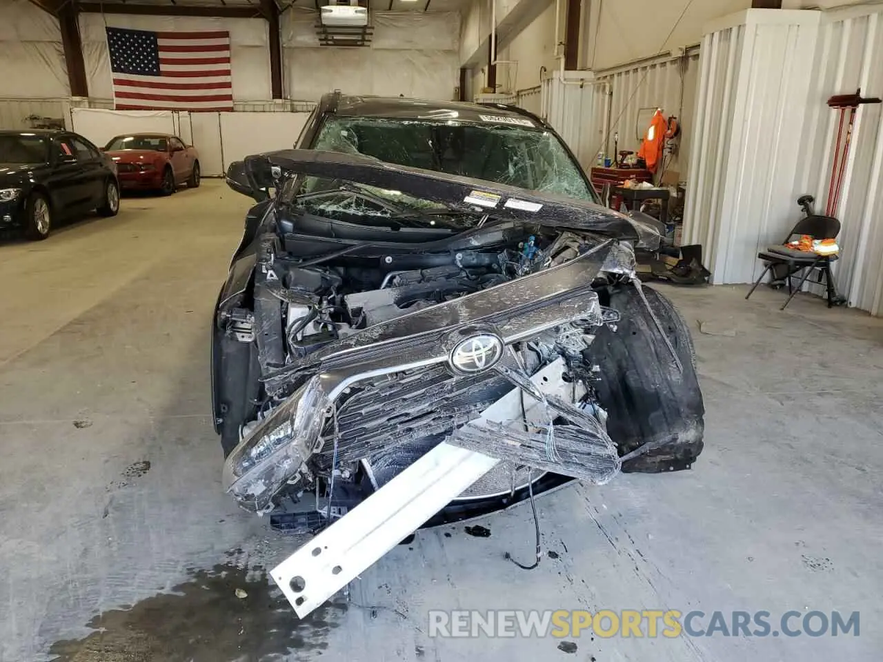 5 Photograph of a damaged car 2T3P1RFV6MW152854 TOYOTA RAV4 2021