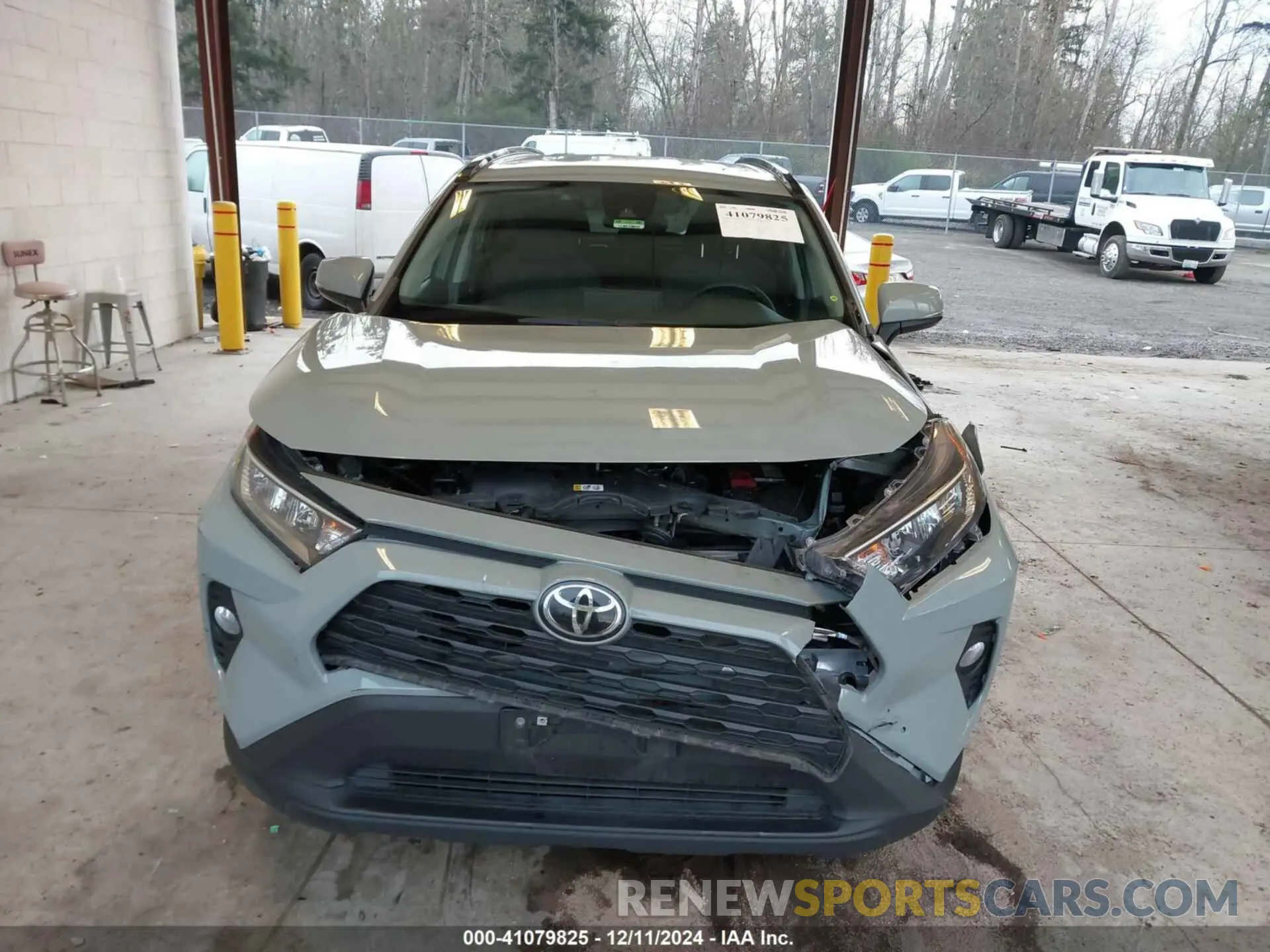 12 Photograph of a damaged car 2T3P1RFV6MW172957 TOYOTA RAV4 2021