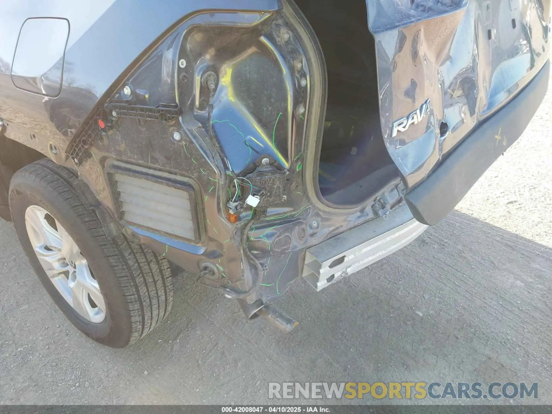 6 Фотография поврежденного автомобиля 2T3P1RFV7MC227207 TOYOTA RAV4 2021