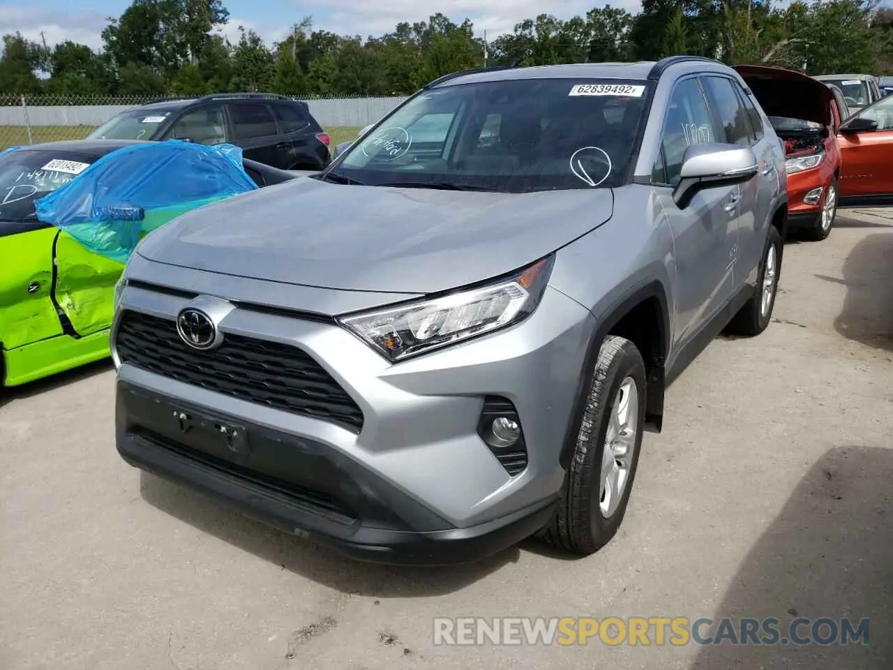 2 Photograph of a damaged car 2T3P1RFV7MW216075 TOYOTA RAV4 2021