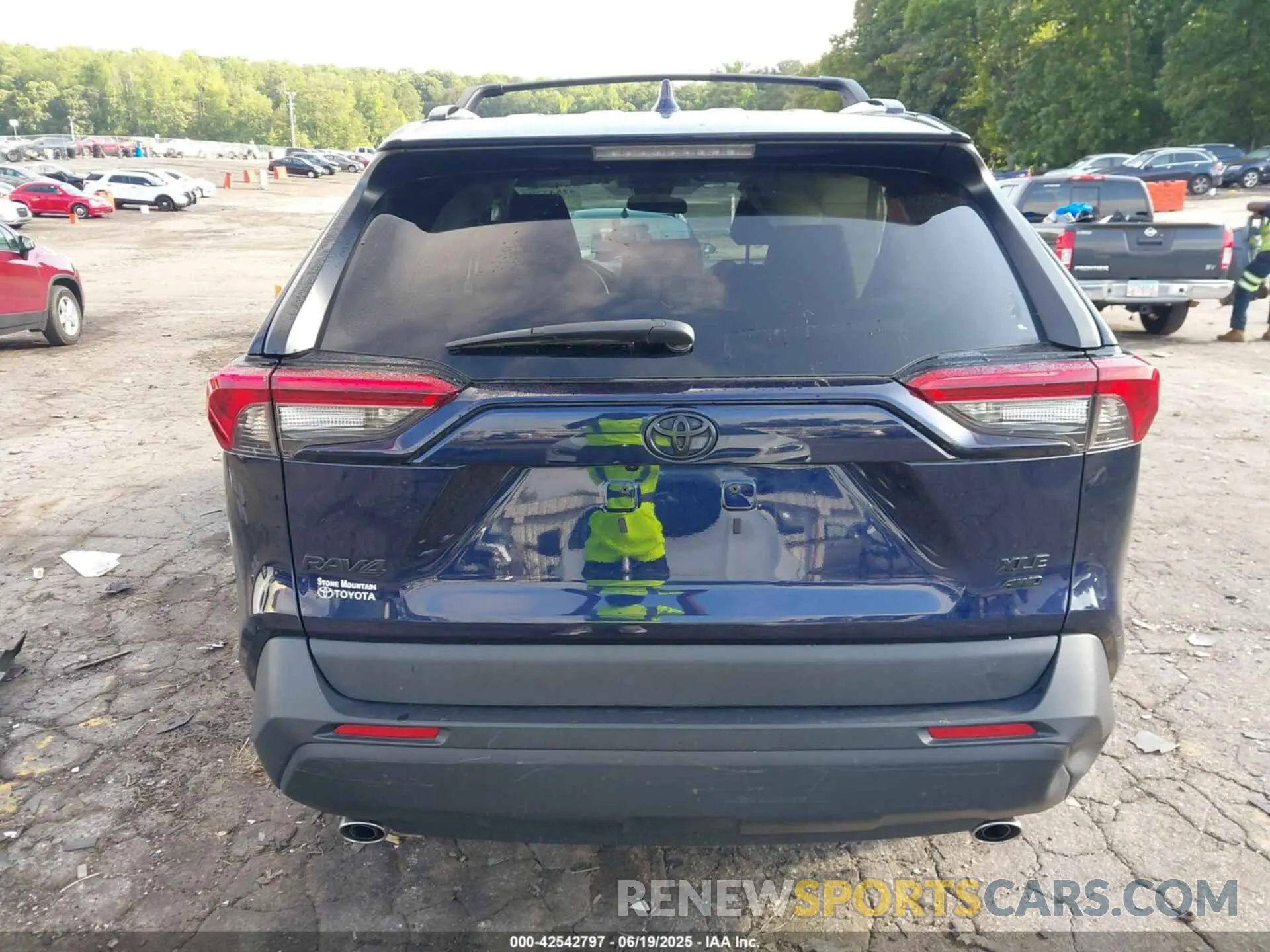 15 Фотография поврежденного автомобиля 2T3P1RFV7MW217081 TOYOTA RAV4 2021