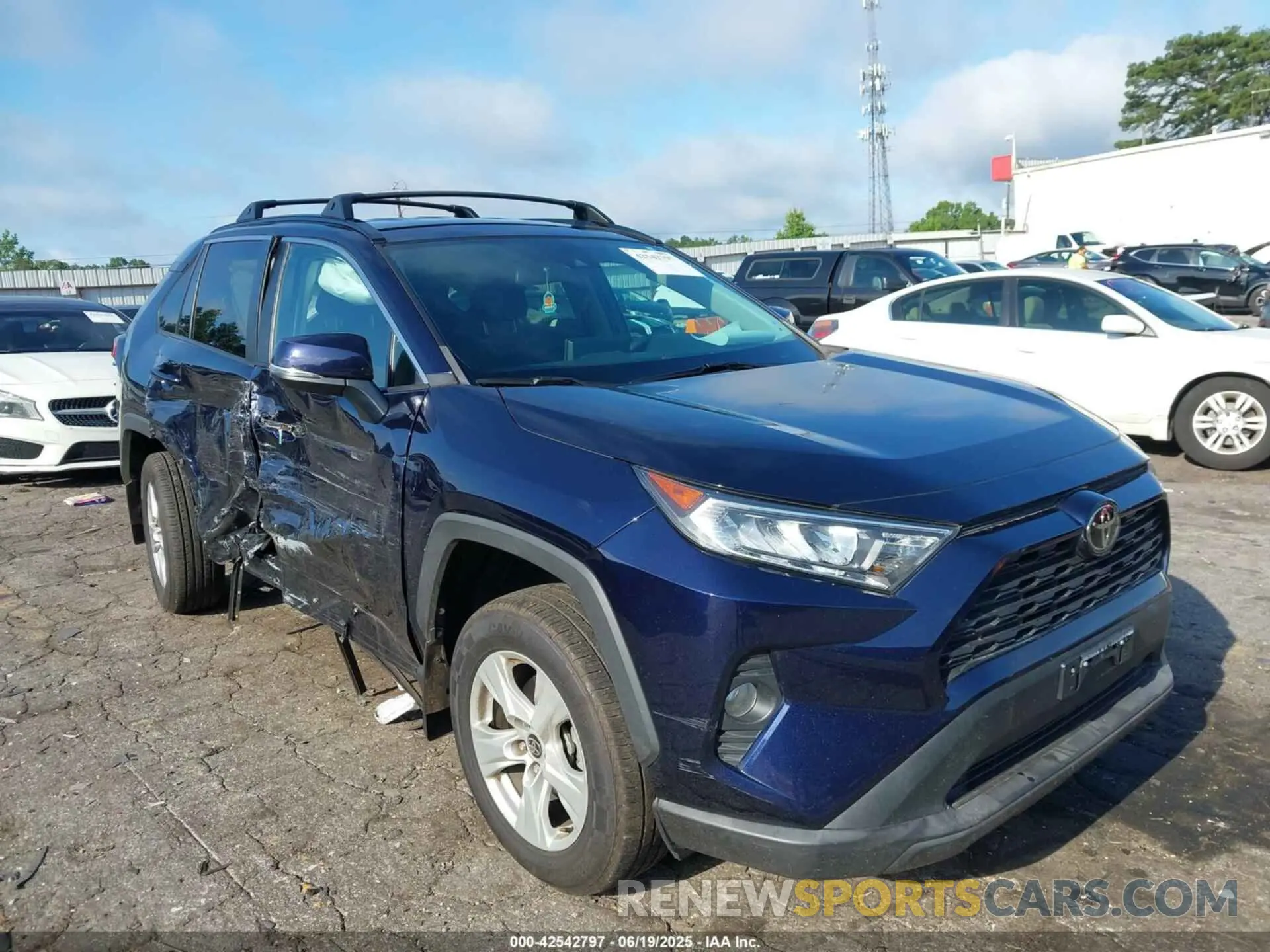 6 Фотография поврежденного автомобиля 2T3P1RFV7MW217081 TOYOTA RAV4 2021