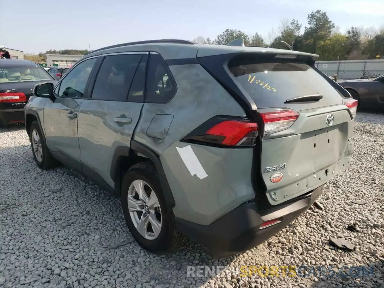 3 Photograph of a damaged car 2T3P1RFV8MC148869 TOYOTA RAV4 2021