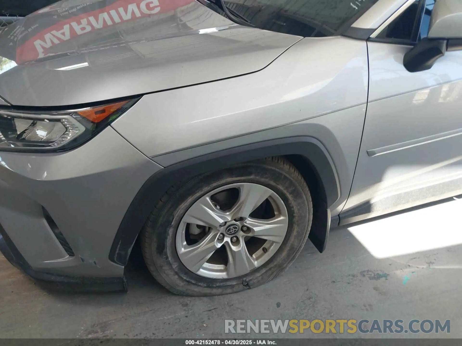 6 Фотография поврежденного автомобиля 2T3P1RFV8MC242220 TOYOTA RAV4 2021