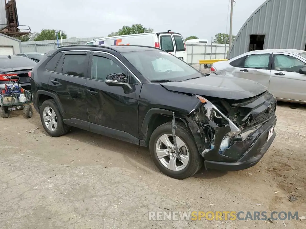 4 Photograph of a damaged car 2T3P1RFV8MC254500 TOYOTA RAV4 2021
