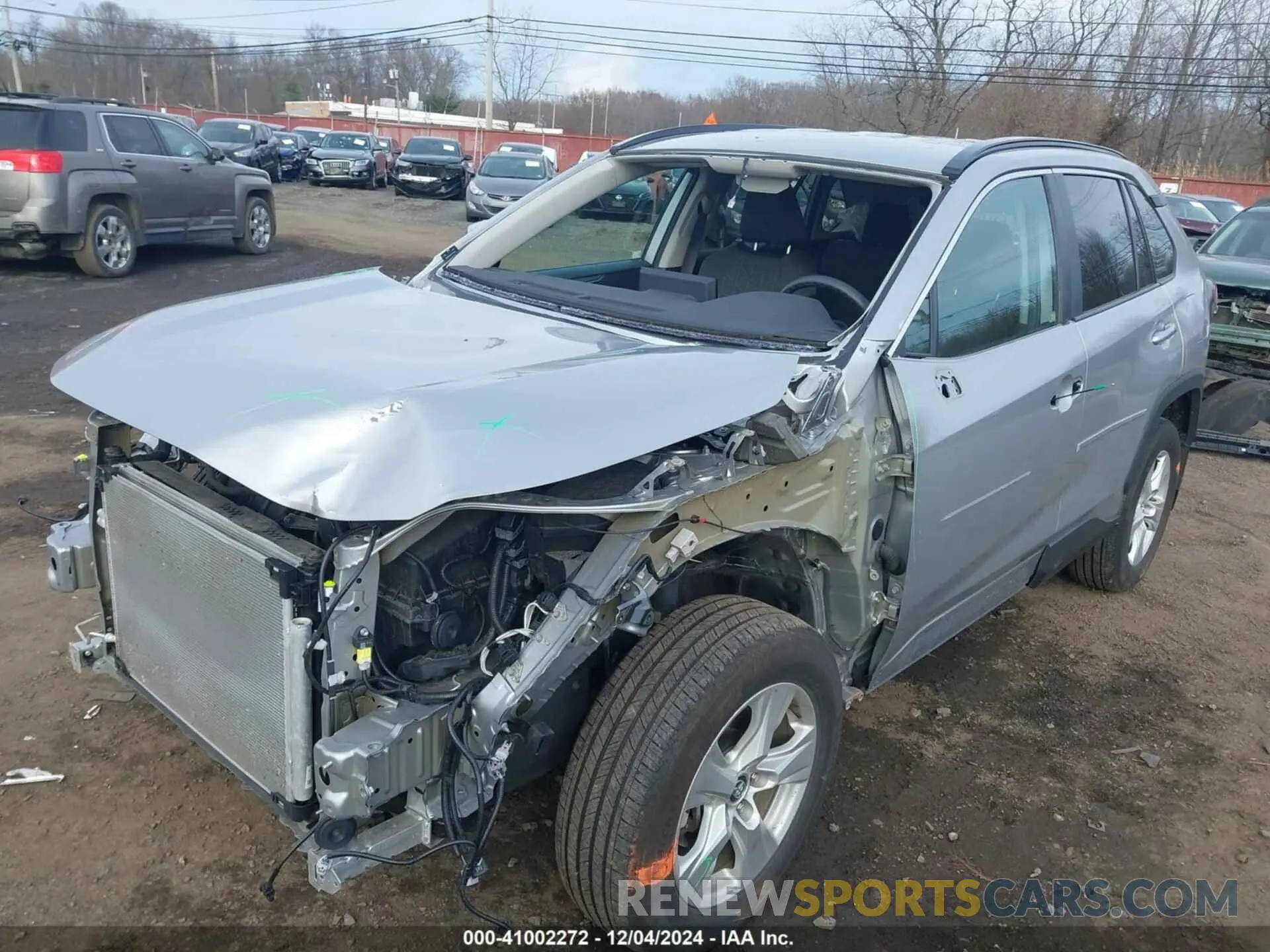 18 Photograph of a damaged car 2T3P1RFV8MW143024 TOYOTA RAV4 2021