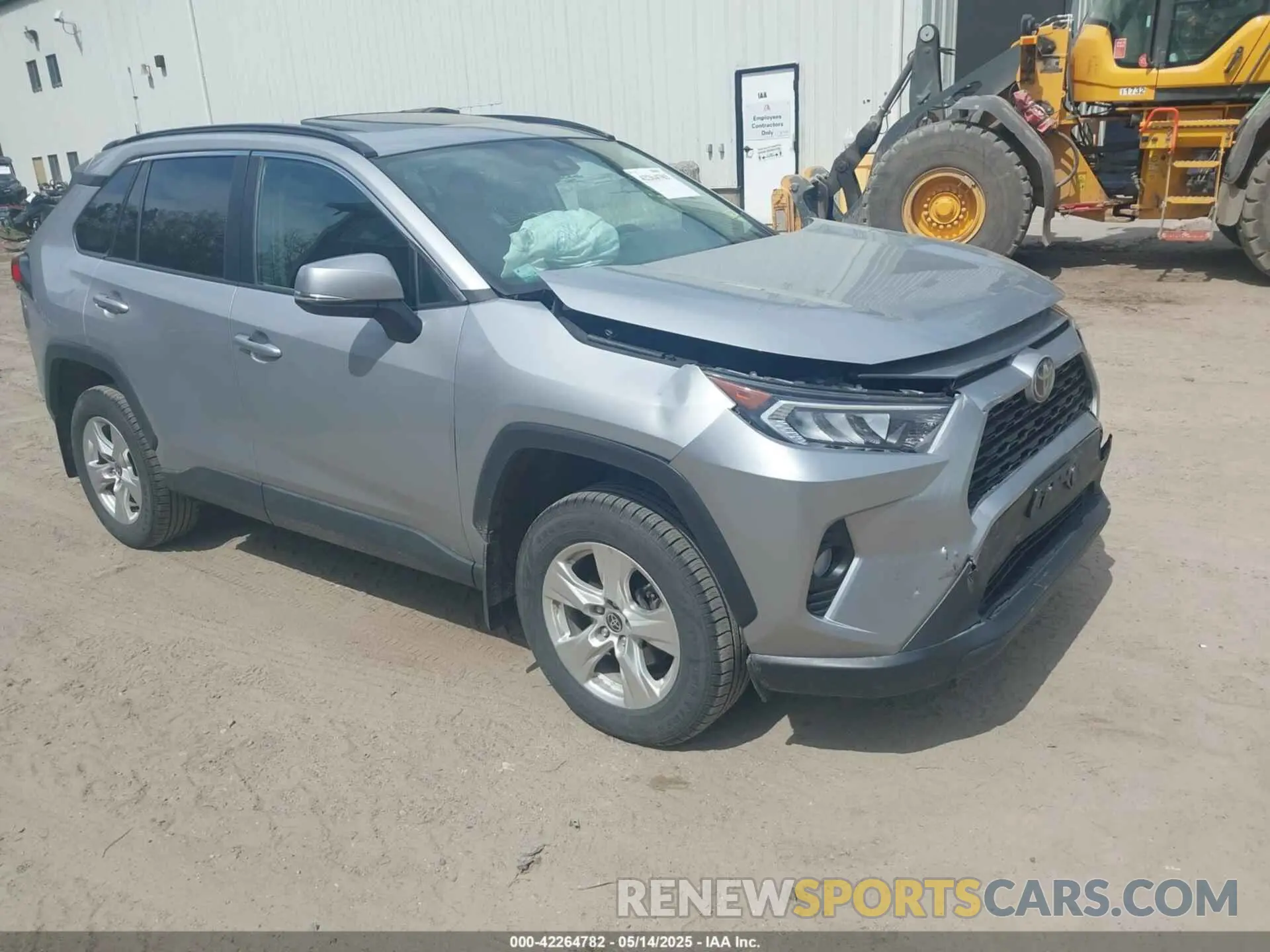 1 Фотография поврежденного автомобиля 2T3P1RFV8MW169039 TOYOTA RAV4 2021