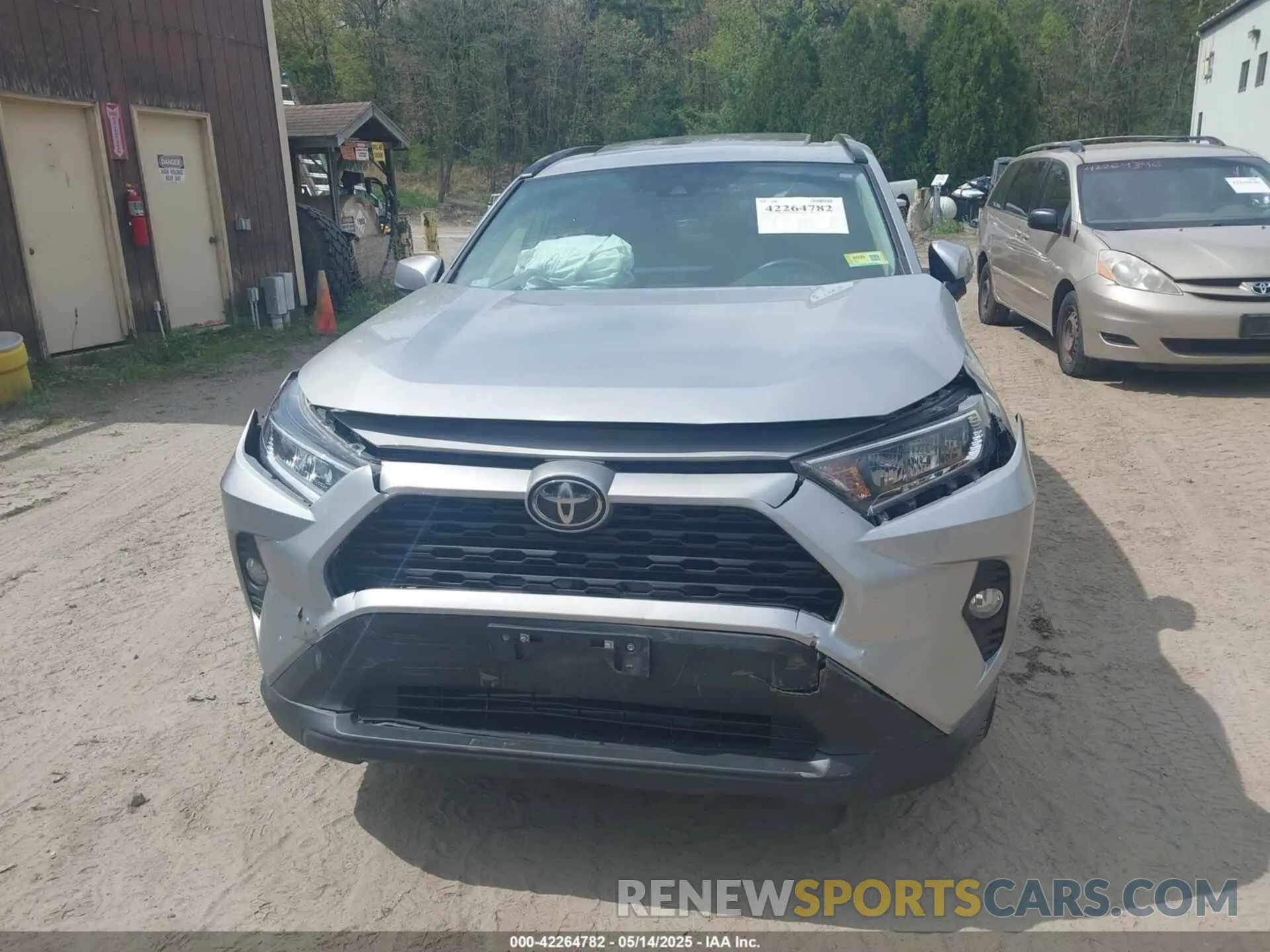 12 Фотография поврежденного автомобиля 2T3P1RFV8MW169039 TOYOTA RAV4 2021