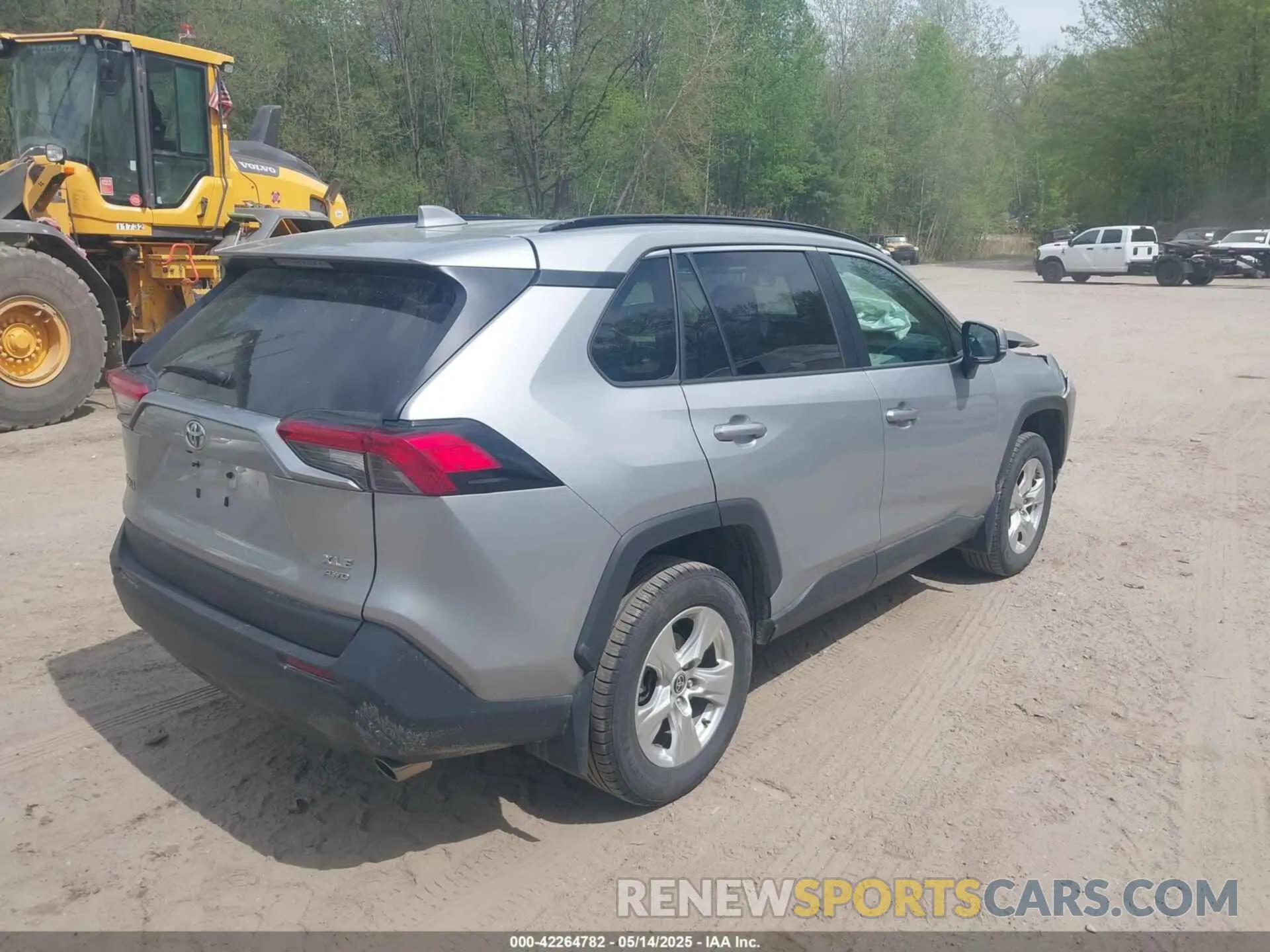 4 Фотография поврежденного автомобиля 2T3P1RFV8MW169039 TOYOTA RAV4 2021