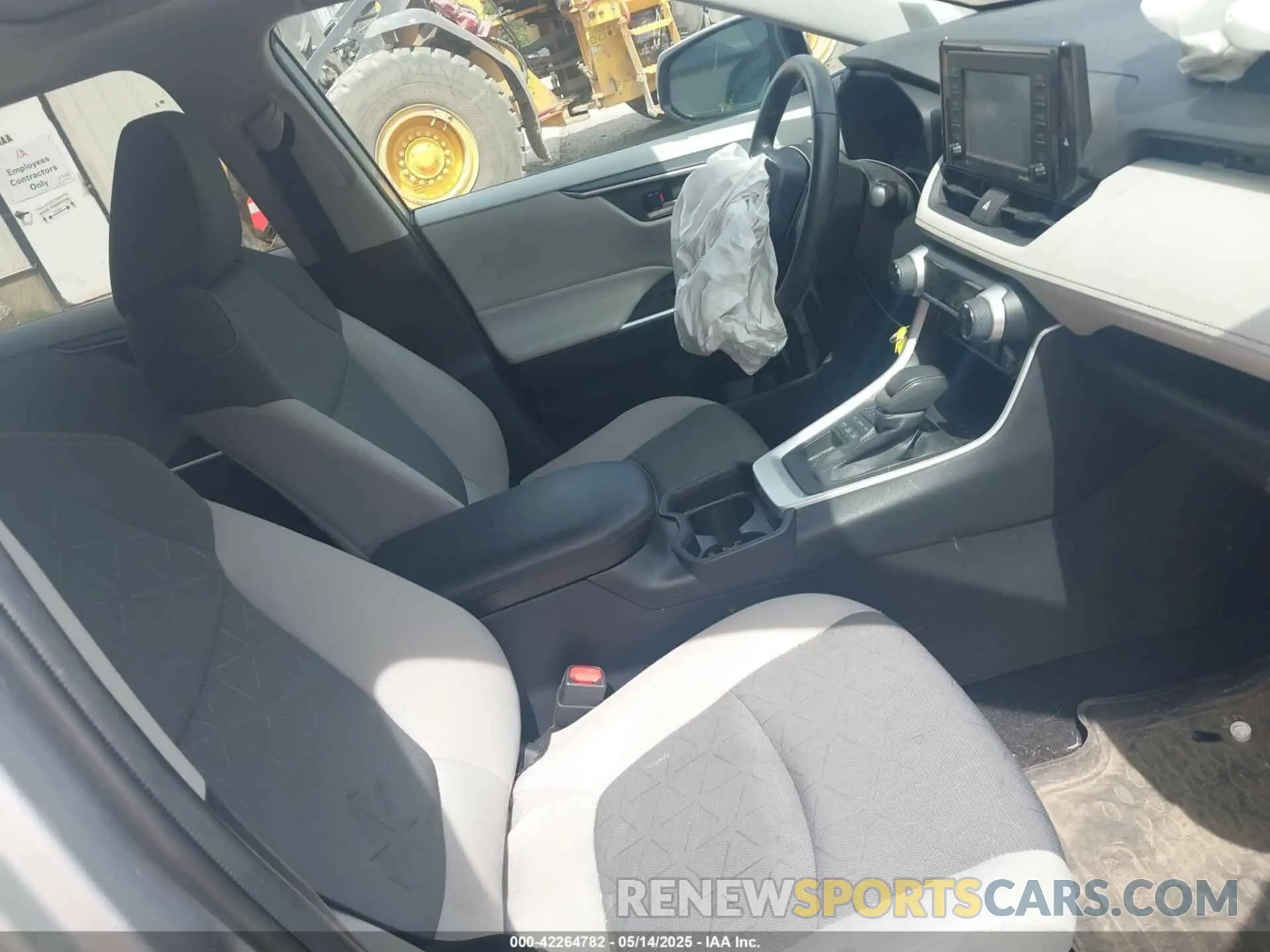 5 Фотография поврежденного автомобиля 2T3P1RFV8MW169039 TOYOTA RAV4 2021