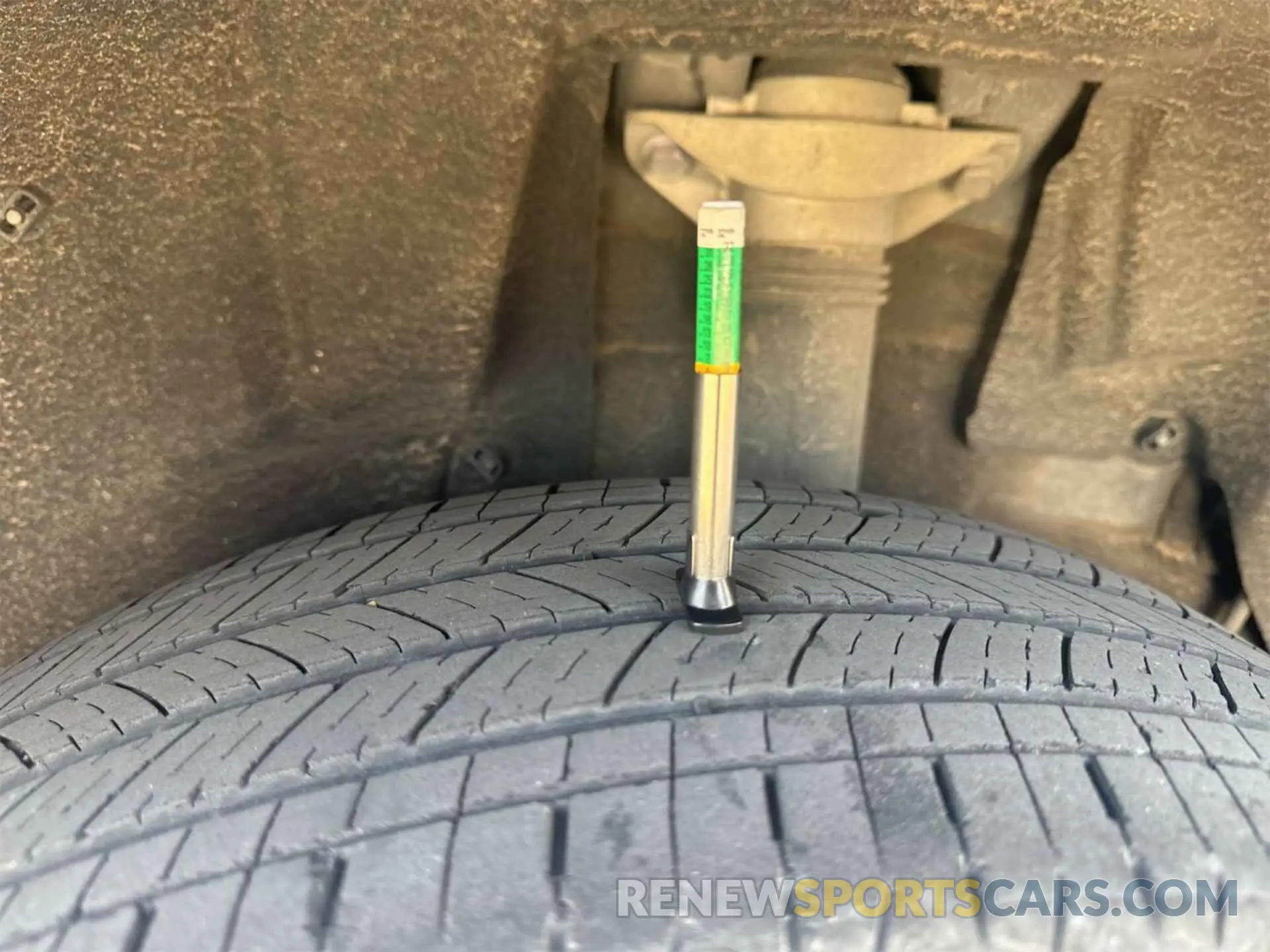 3 Фотография поврежденного автомобиля 2T3P1RFV8MW185290 TOYOTA RAV4 2021