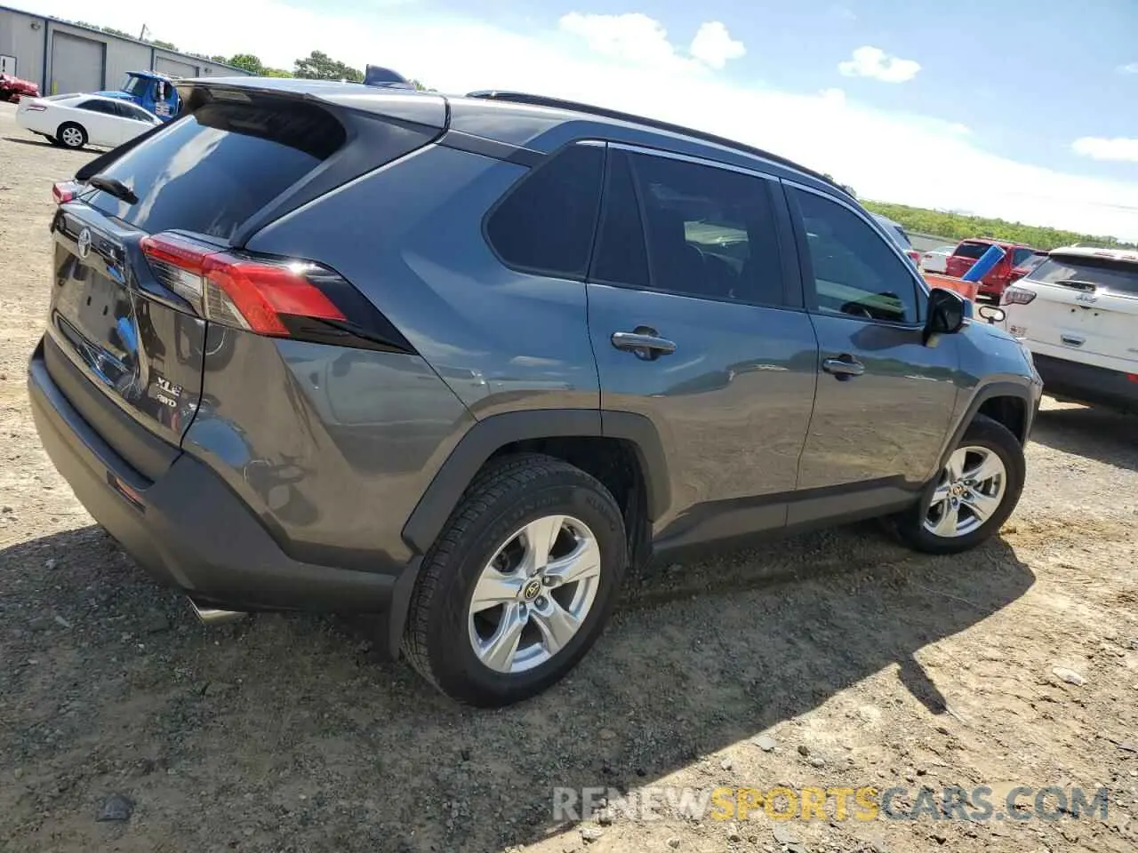 3 Photograph of a damaged car 2T3P1RFV9MC180908 TOYOTA RAV4 2021