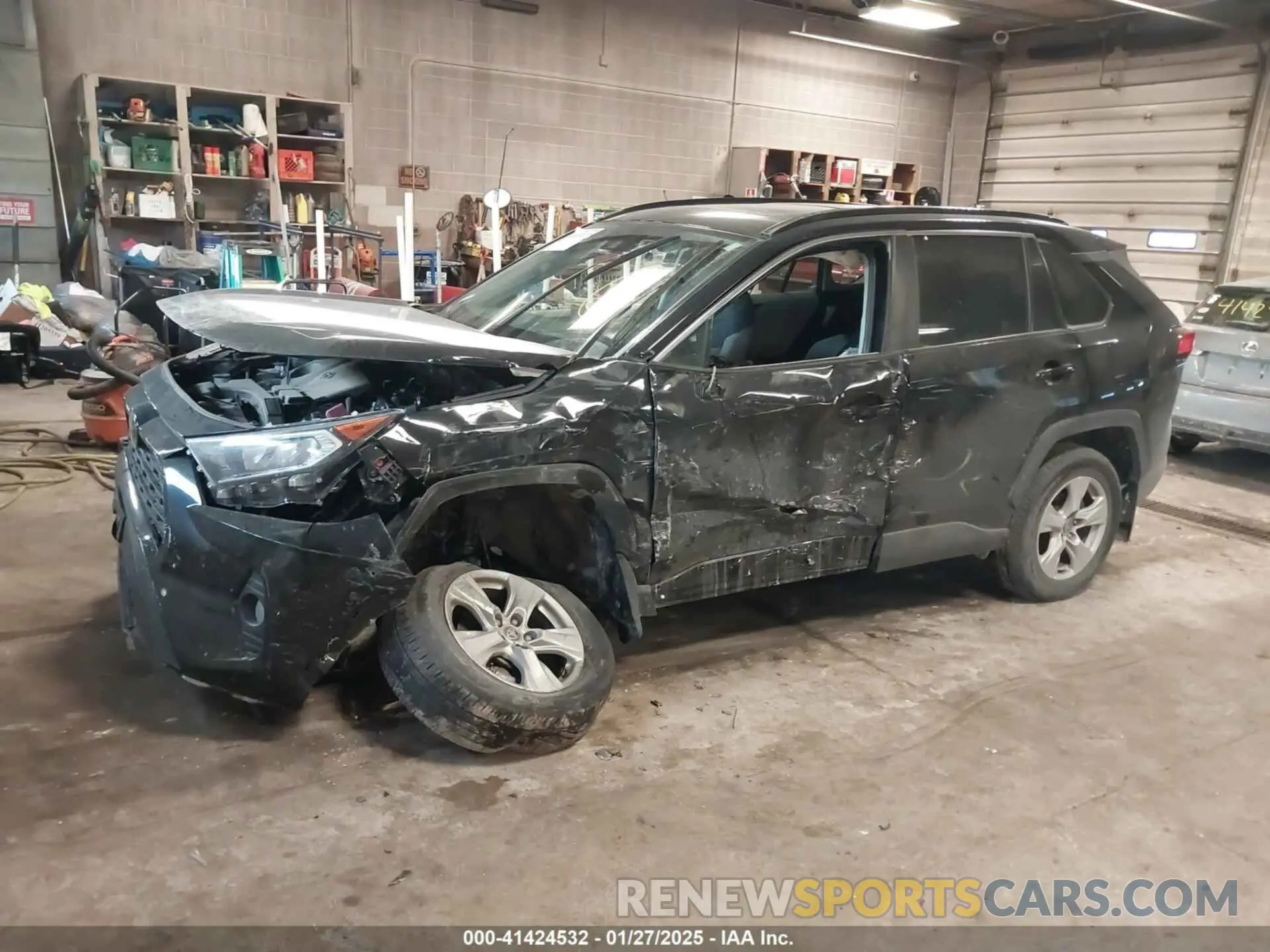 2 Photograph of a damaged car 2T3P1RFV9MC203815 TOYOTA RAV4 2021