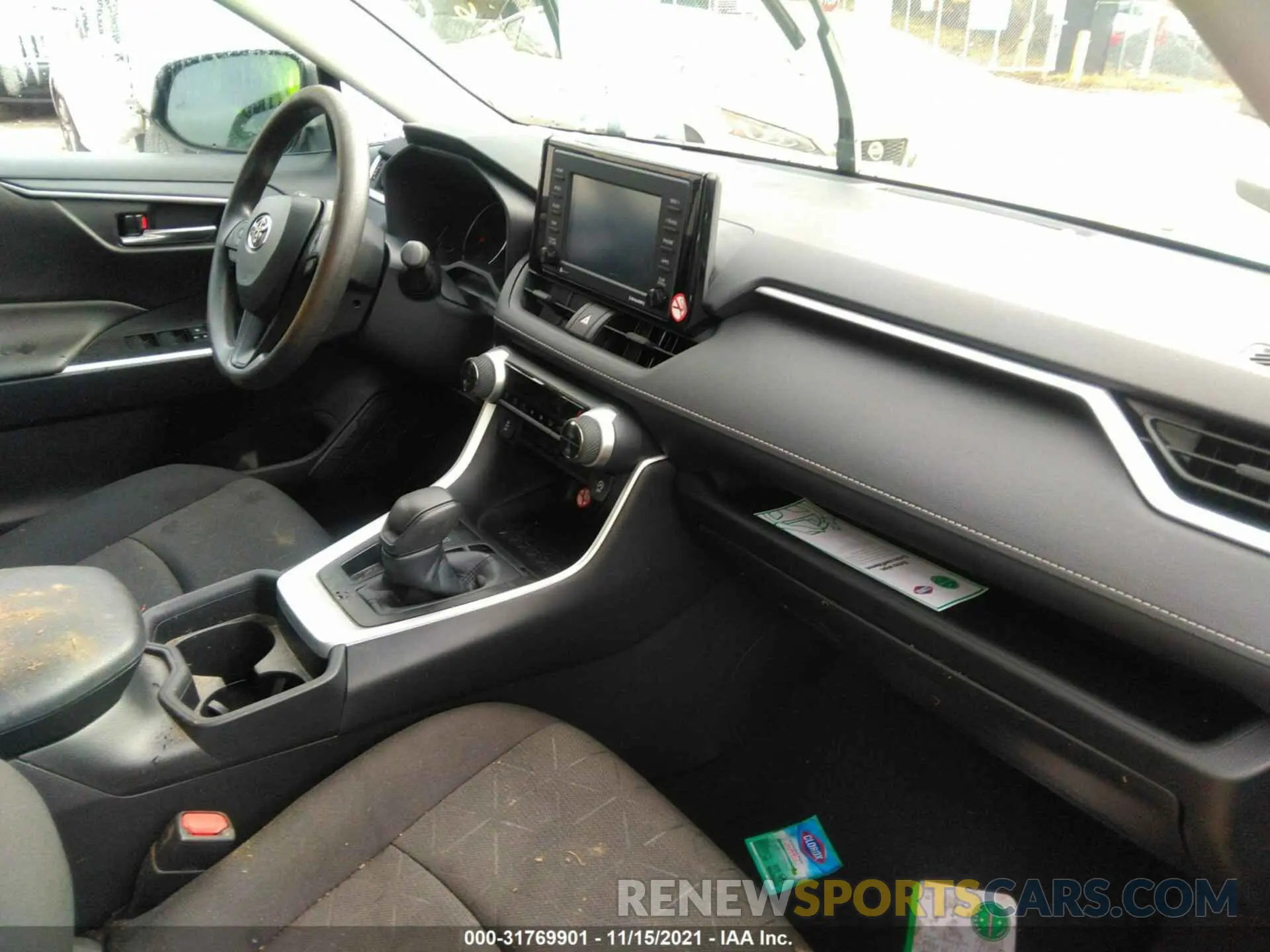 5 Photograph of a damaged car 2T3P1RFV9MC220498 TOYOTA RAV4 2021