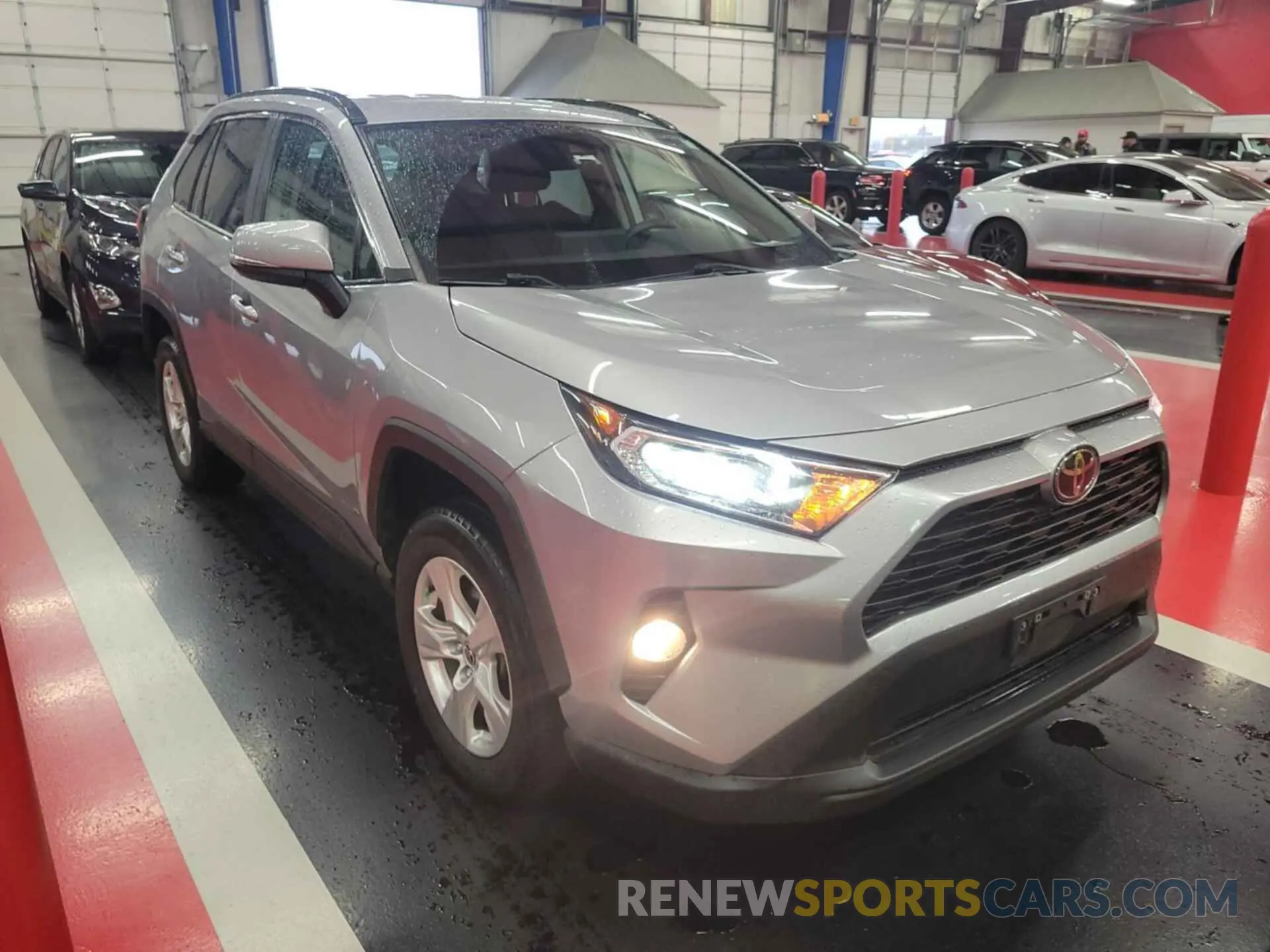 24 Photograph of a damaged car 2T3P1RFV9MC233574 TOYOTA RAV4 2021