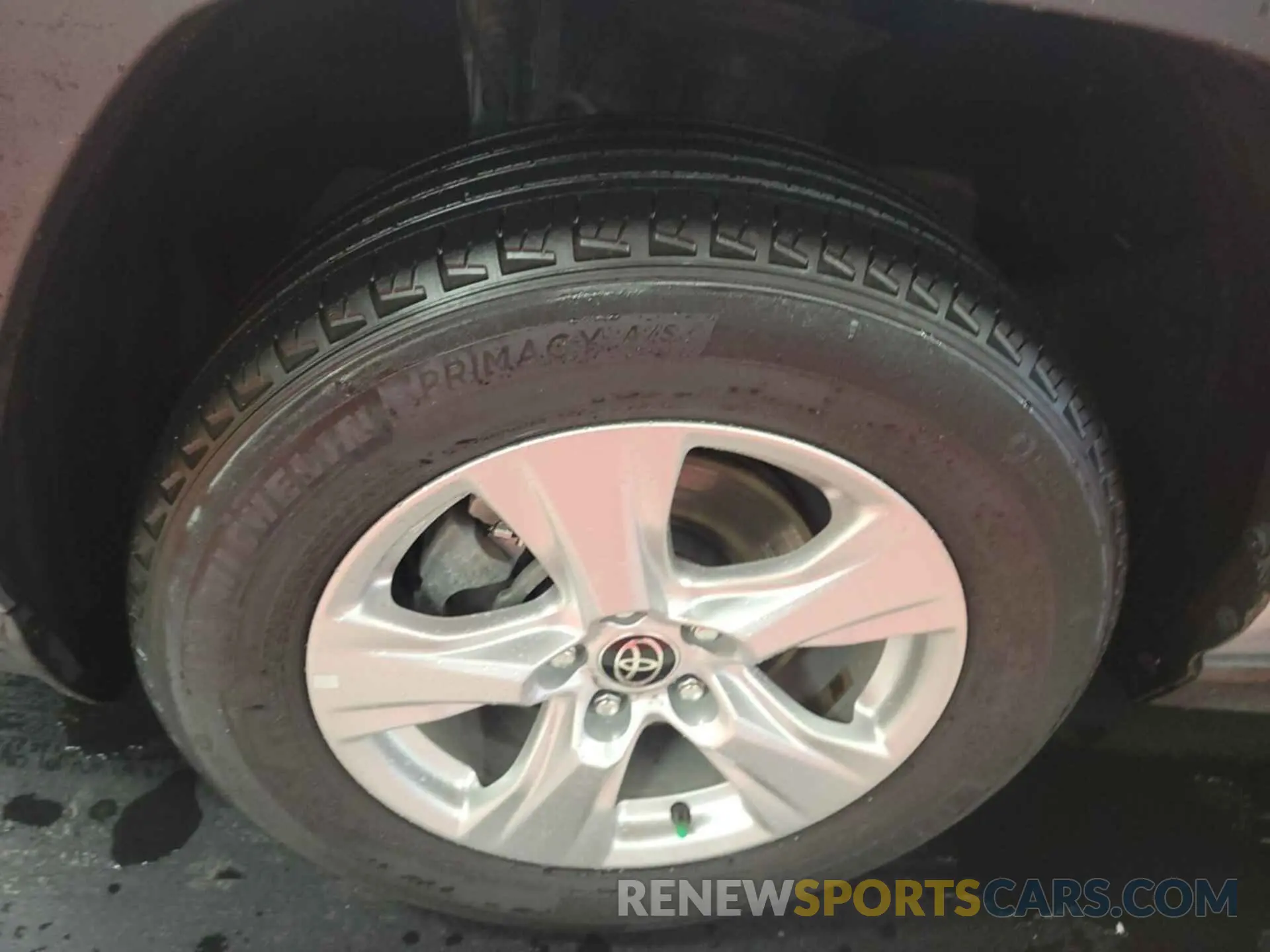 7 Photograph of a damaged car 2T3P1RFV9MC233574 TOYOTA RAV4 2021
