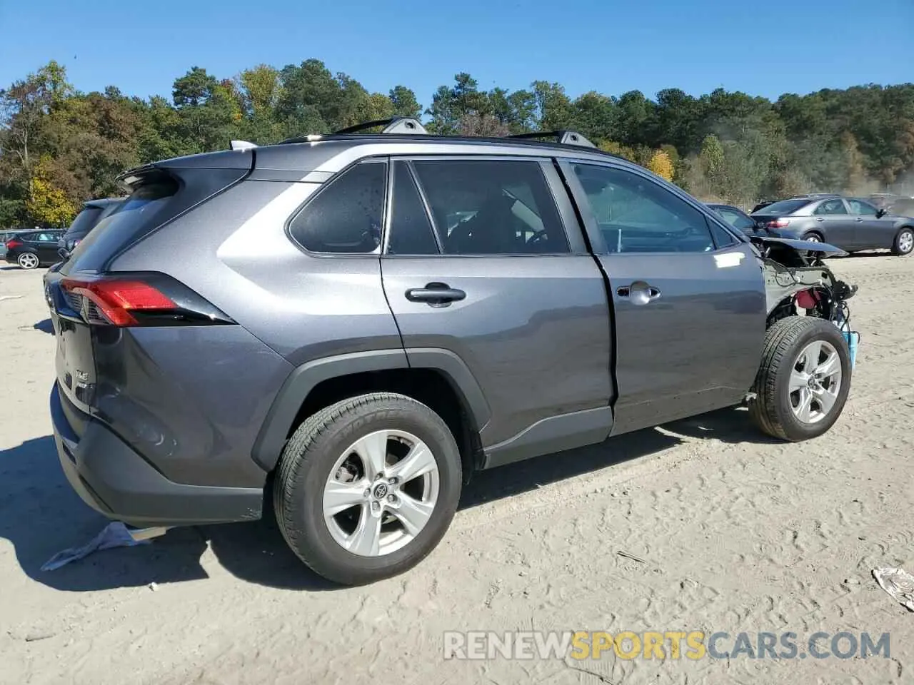 3 Photograph of a damaged car 2T3P1RFV9MC246910 TOYOTA RAV4 2021