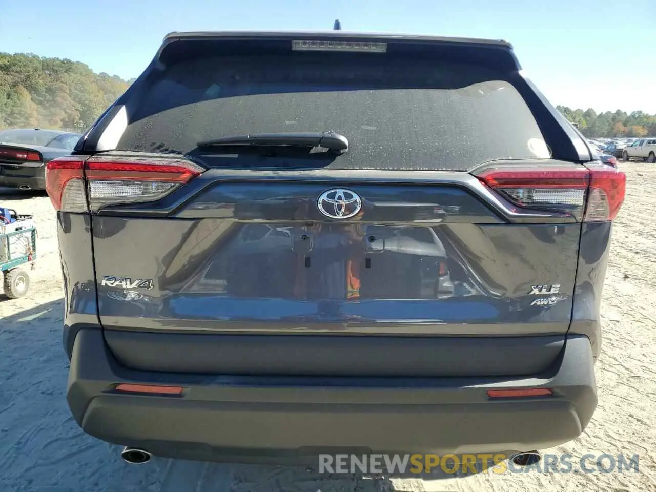 6 Photograph of a damaged car 2T3P1RFV9MC246910 TOYOTA RAV4 2021