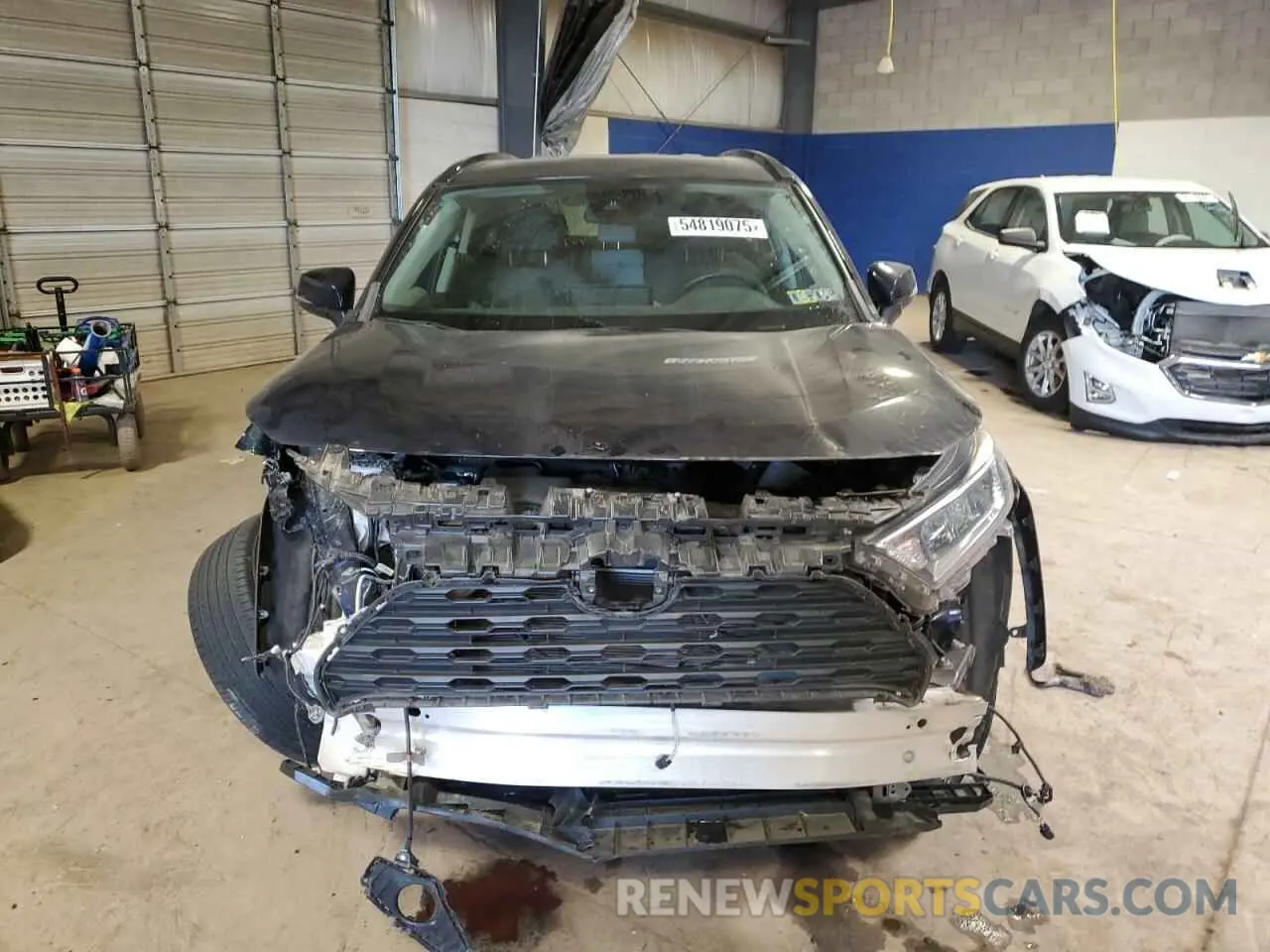 5 Photograph of a damaged car 2T3P1RFV9MW183077 TOYOTA RAV4 2021