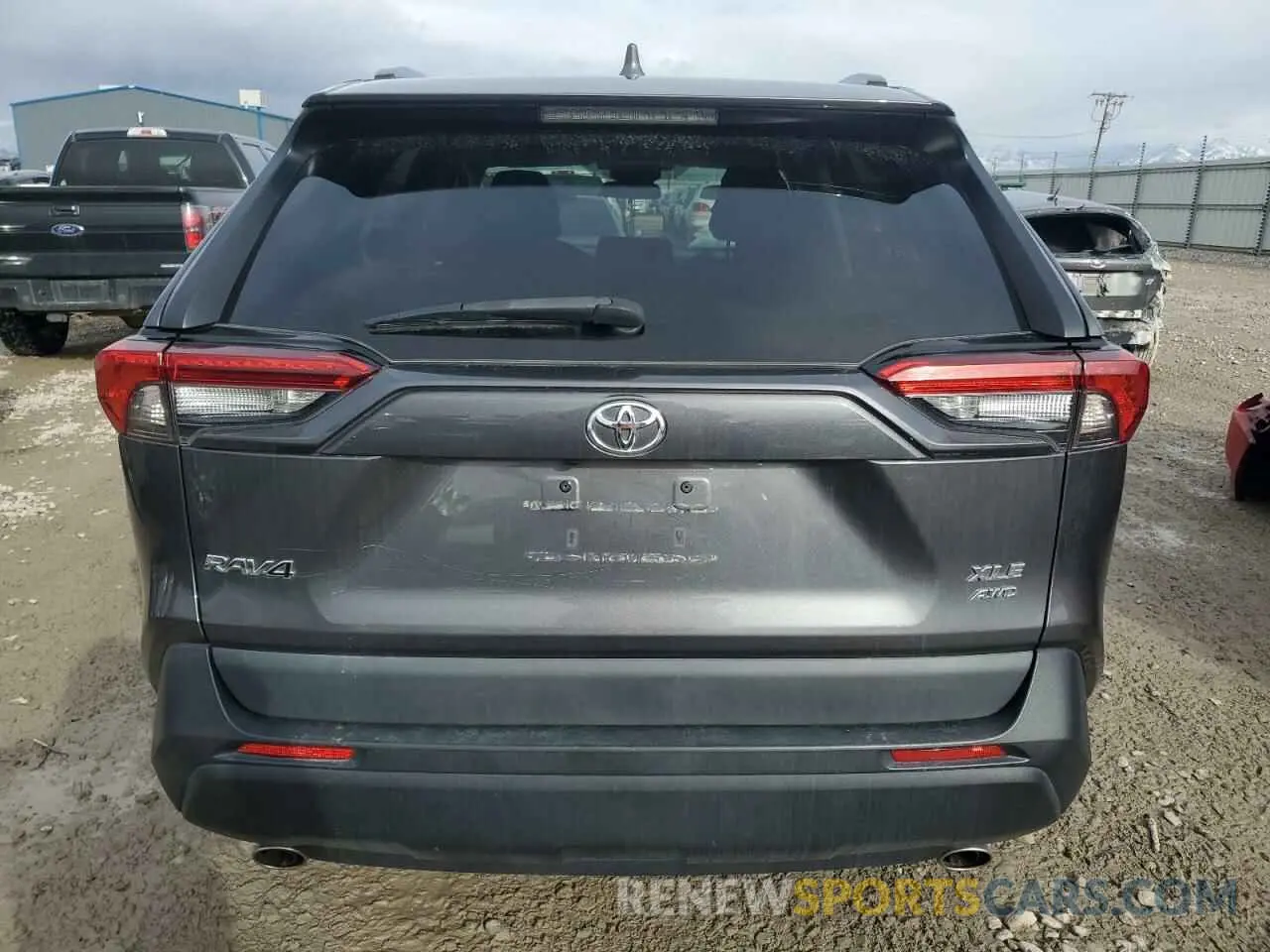 6 Photograph of a damaged car 2T3P1RFV9MW205594 TOYOTA RAV4 2021