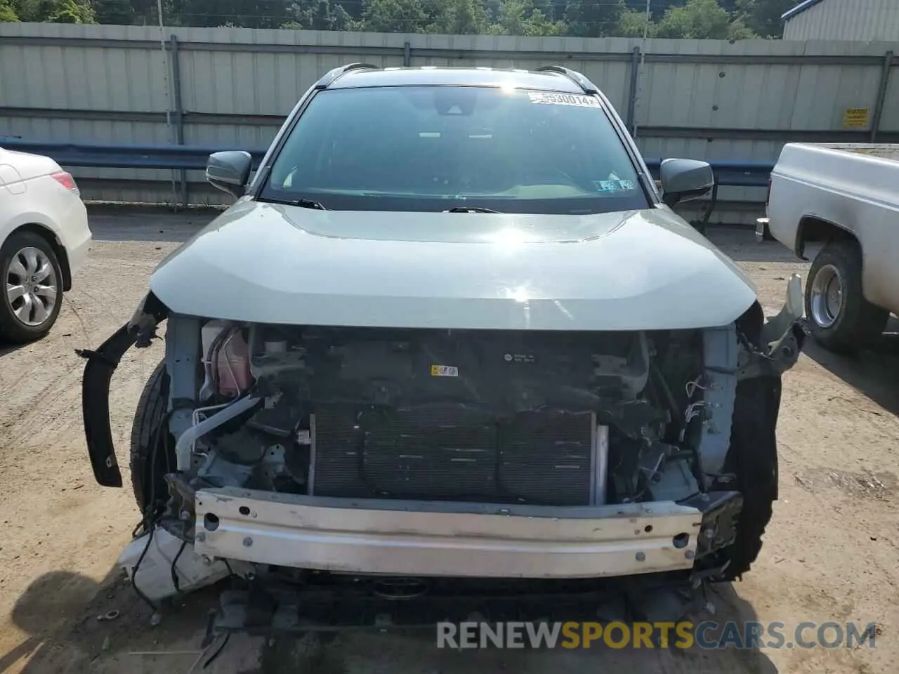5 Photograph of a damaged car 2T3P1RFV9MW214148 TOYOTA RAV4 2021