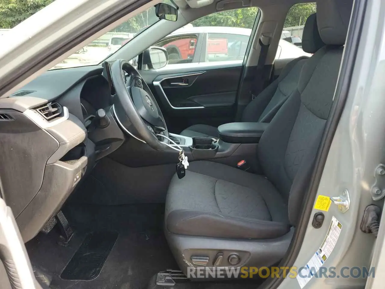 7 Photograph of a damaged car 2T3P1RFV9MW214148 TOYOTA RAV4 2021