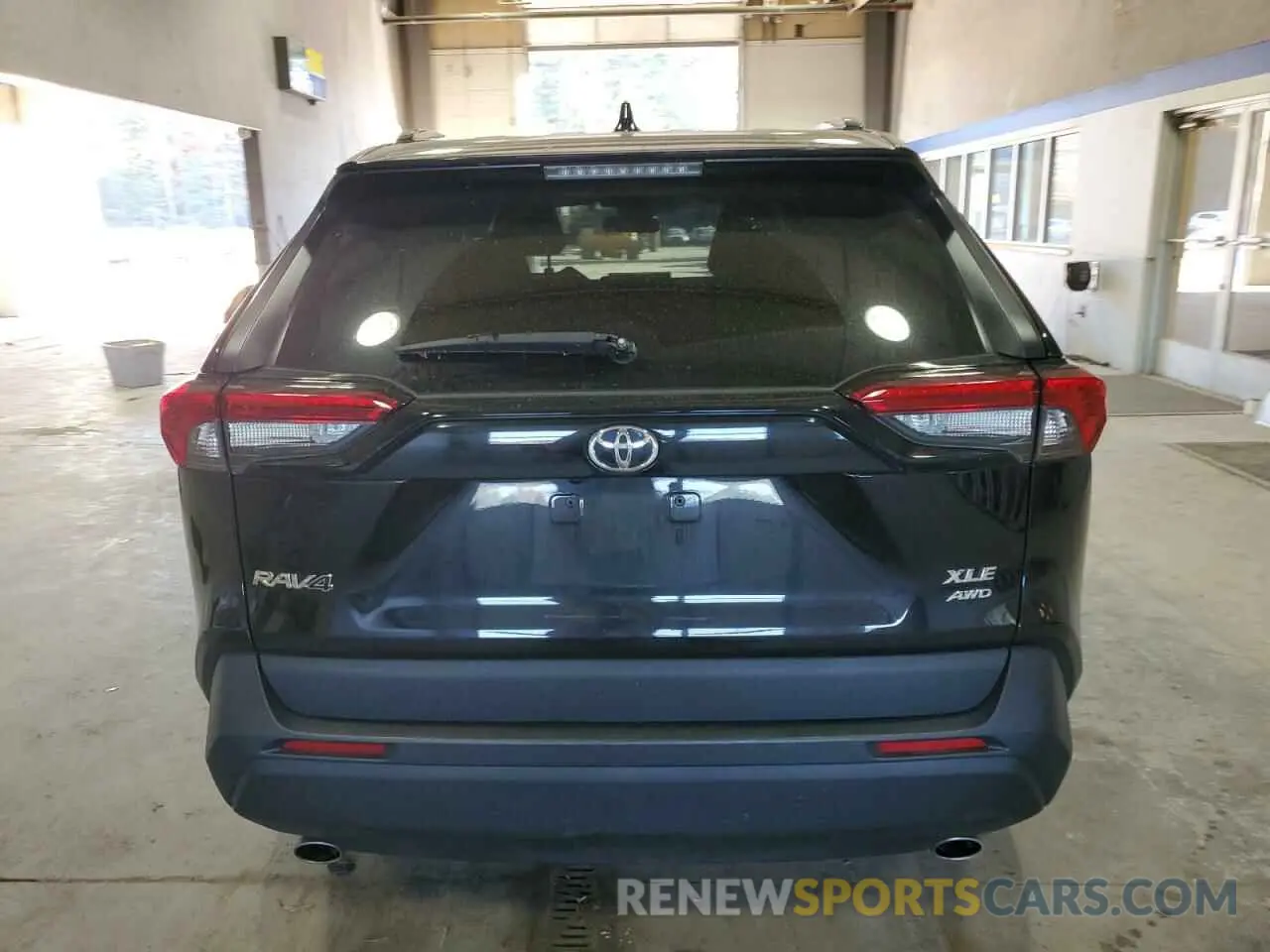 6 Фотография поврежденного автомобиля 2T3P1RFVXMC165334 TOYOTA RAV4 2021