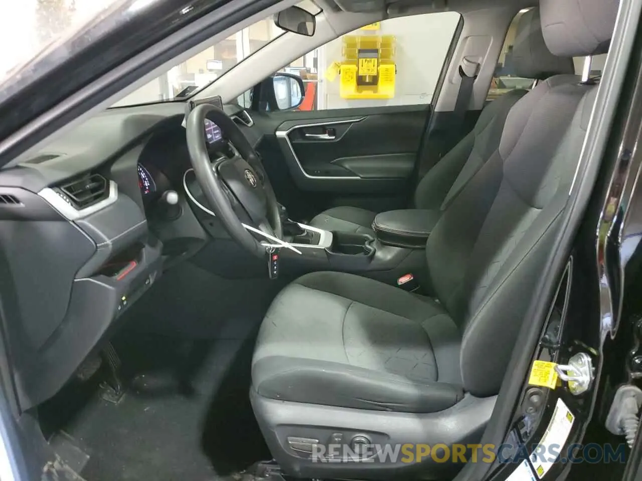 7 Фотография поврежденного автомобиля 2T3P1RFVXMC165334 TOYOTA RAV4 2021